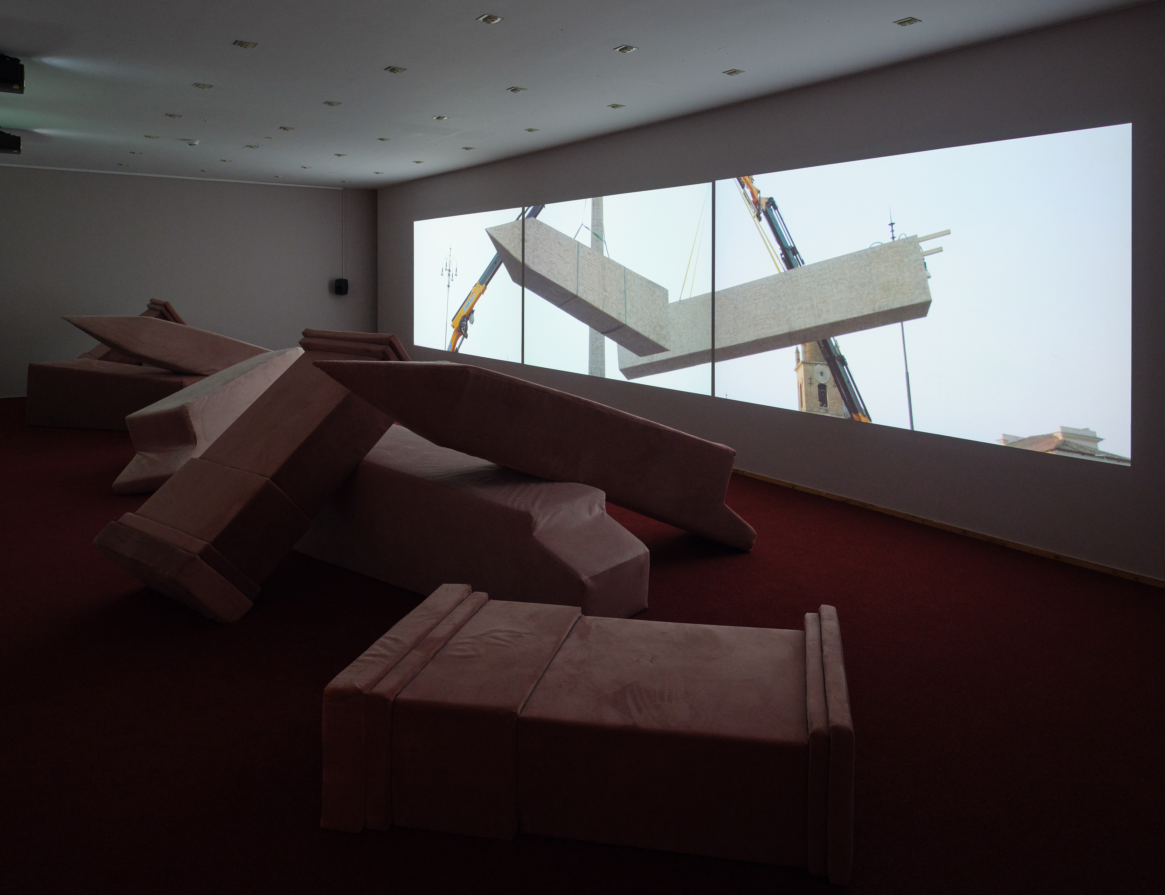 Iván Argote, To Move And Be Moved, KØS Museum. On view June 2024 – November 2024. Photo by Christian Brems. Courtesy of the artist and KØS Museum.