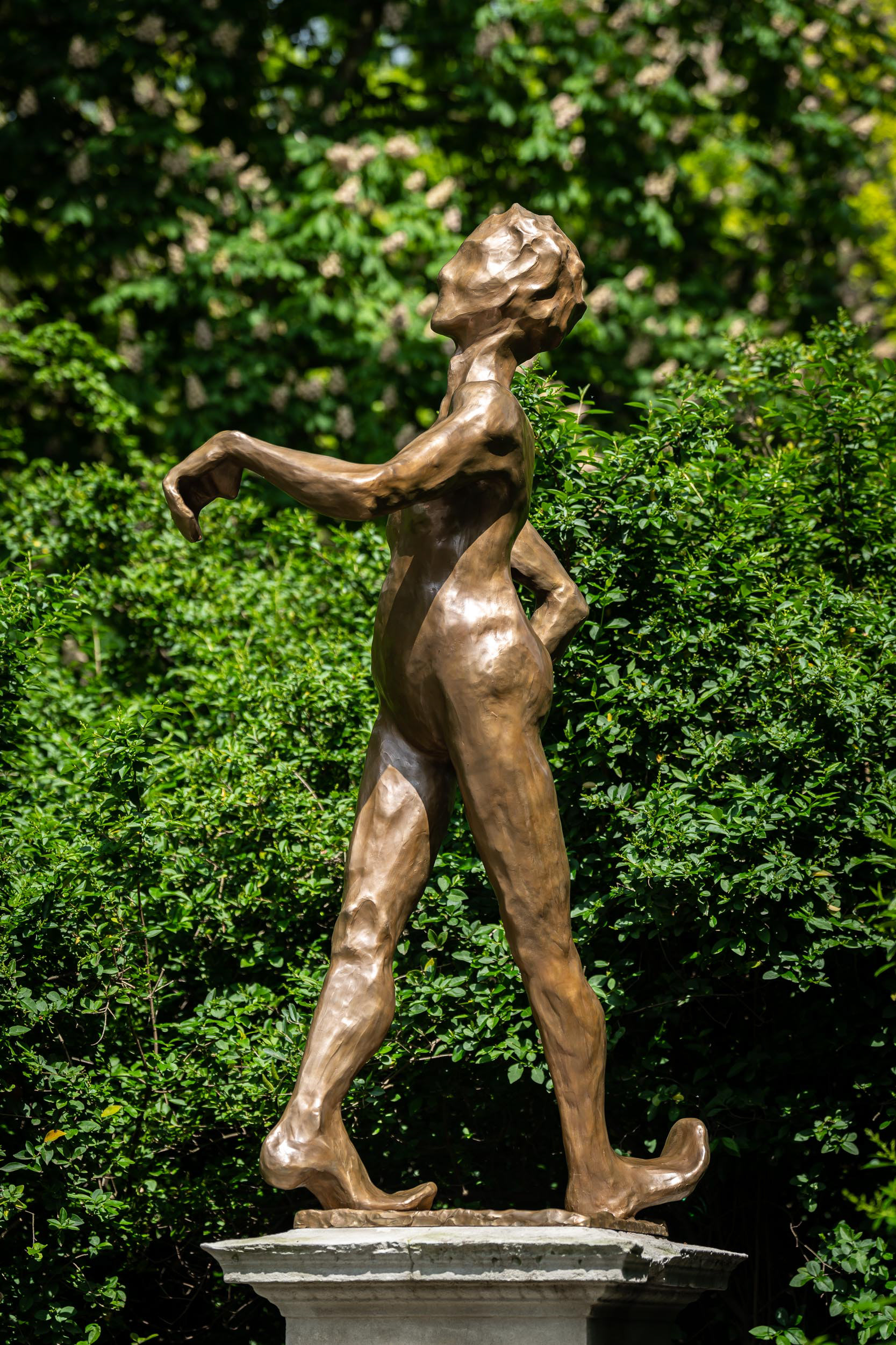 Iván Argote, Antipodo, Antwerp, Belgium, 2023. Photography by Tom Cornille. Courtesy Antwerp Public Art Collection. 
