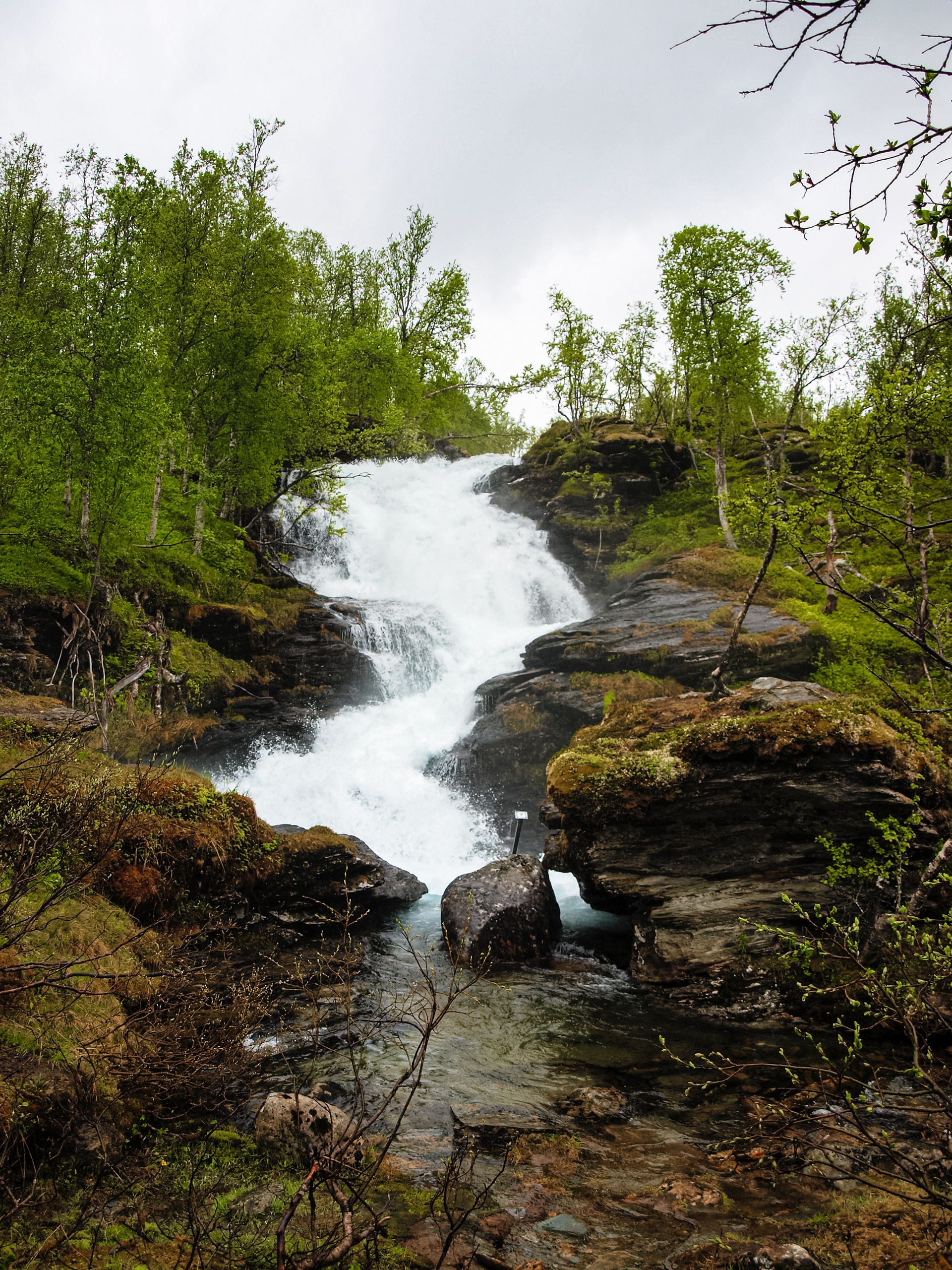 A small waterfall near the road to Tromso