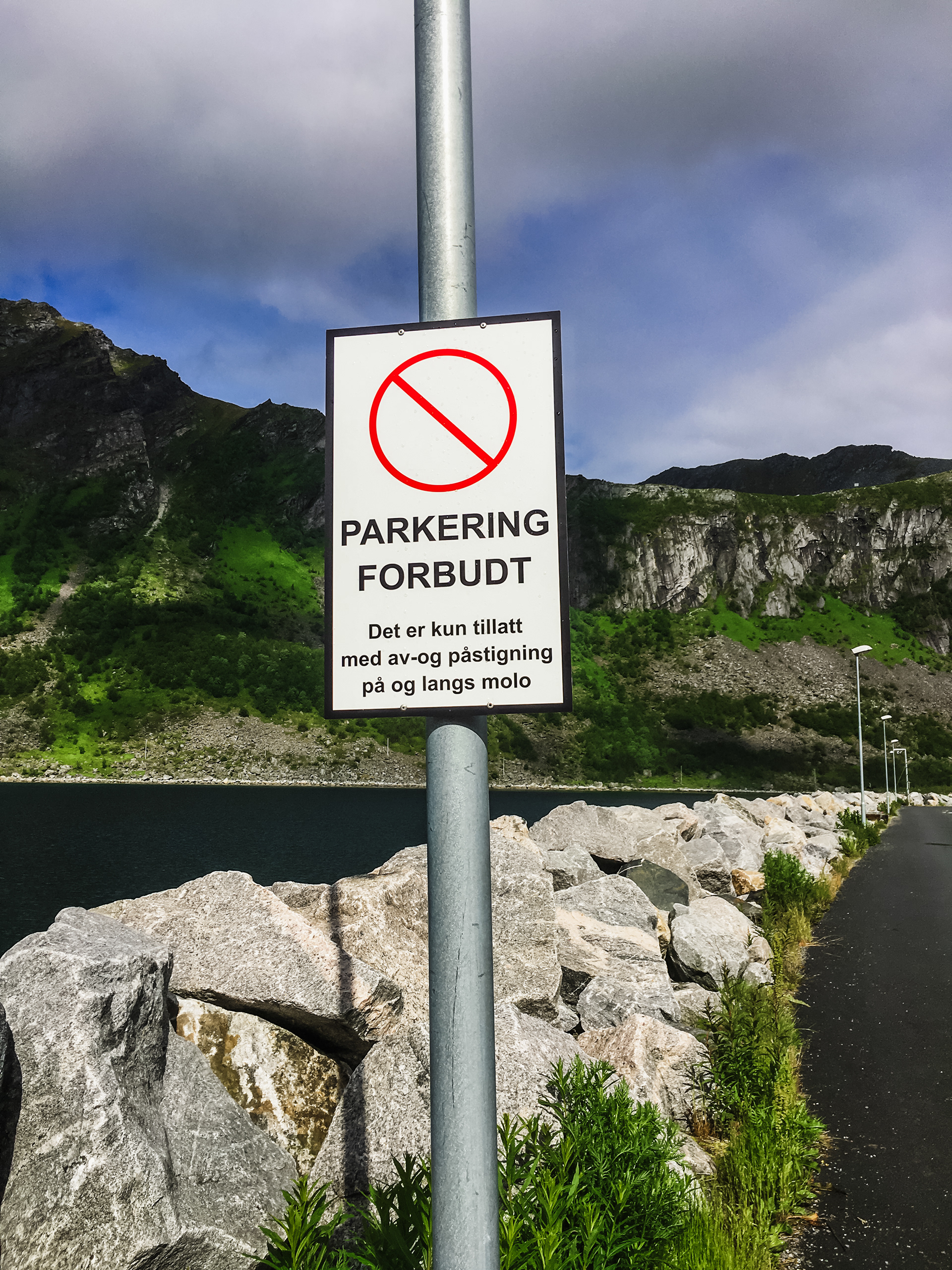 "PARKERING FORBUDT!"