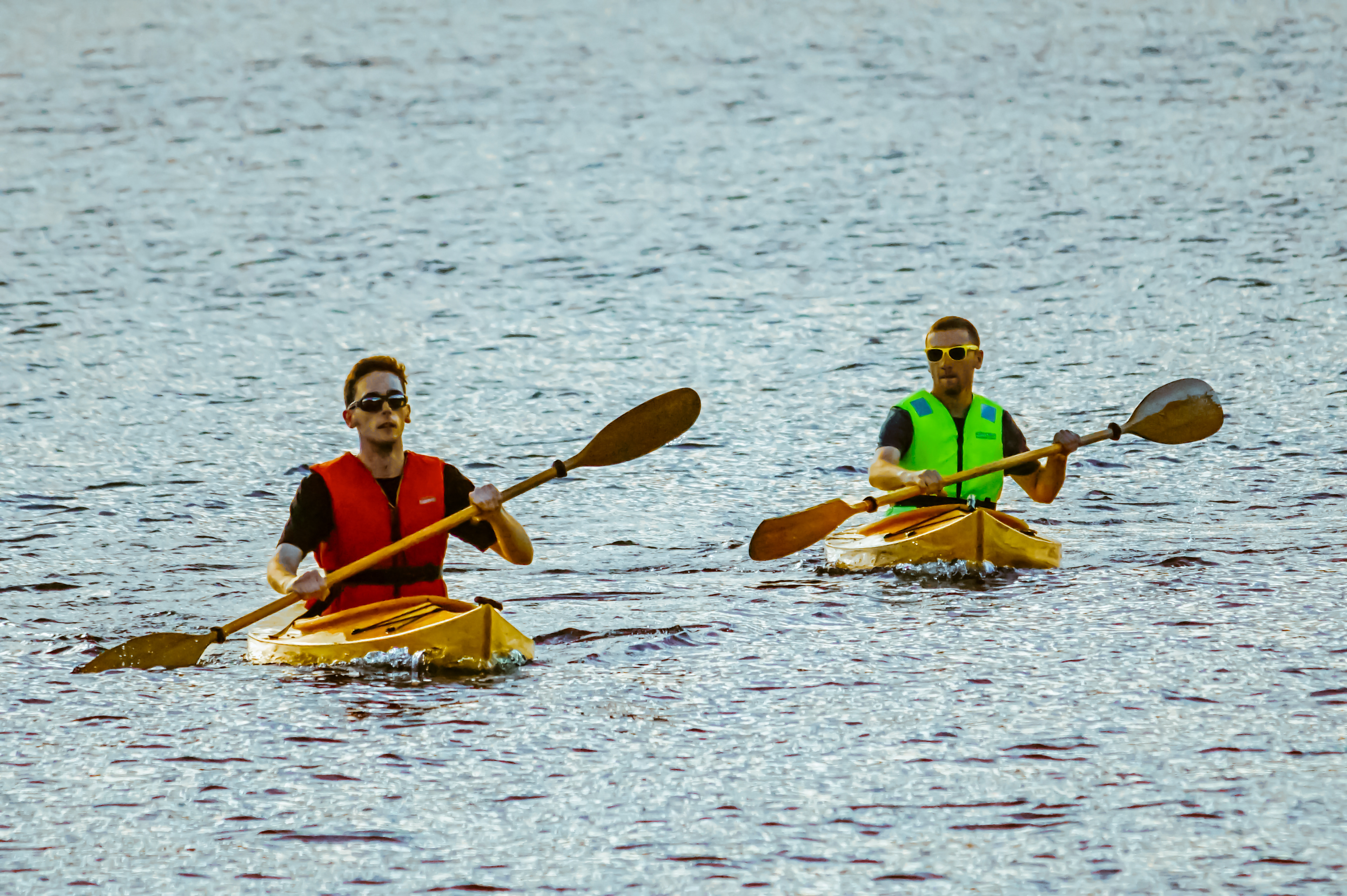 James and Nick kayaking on Heddalsvatnet (Lake Heddal) in Notodden
