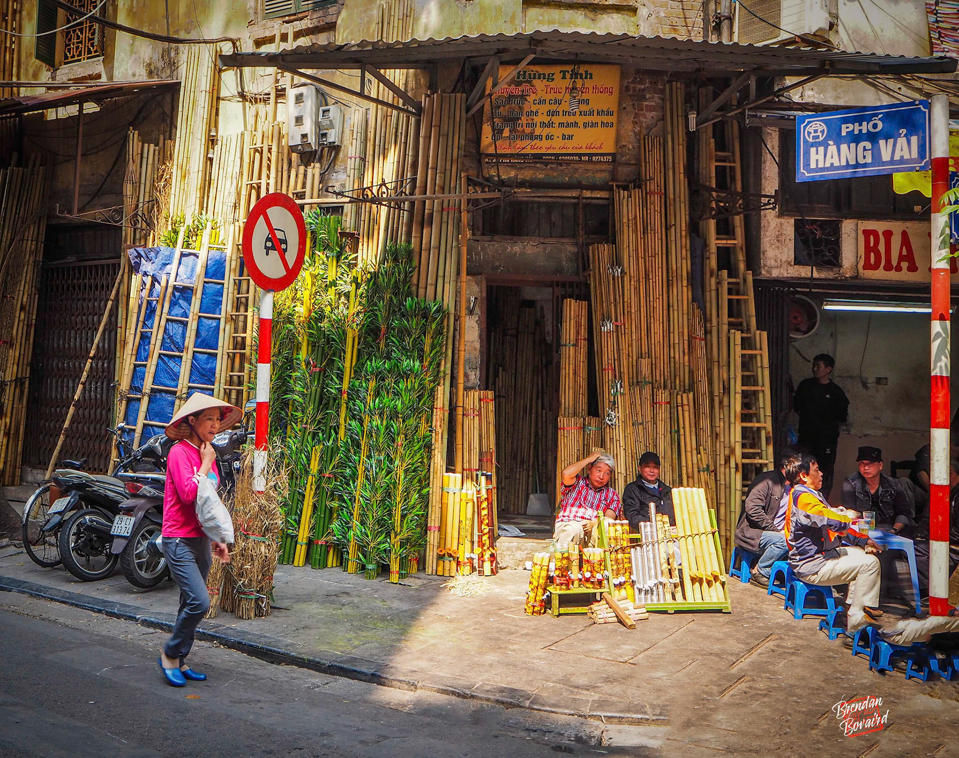 Hang Vai (Fabric Street)