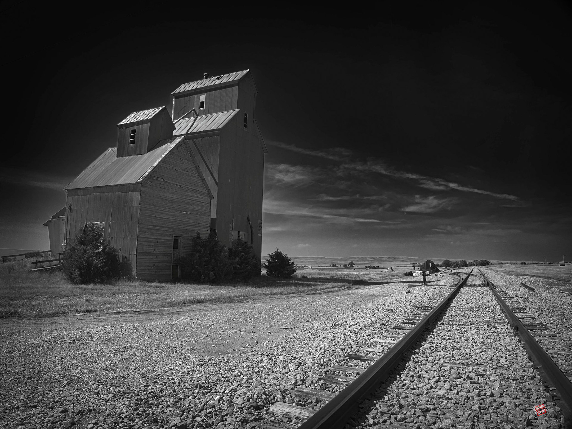 The Old Grain Elevator (Cottonwood, SD)