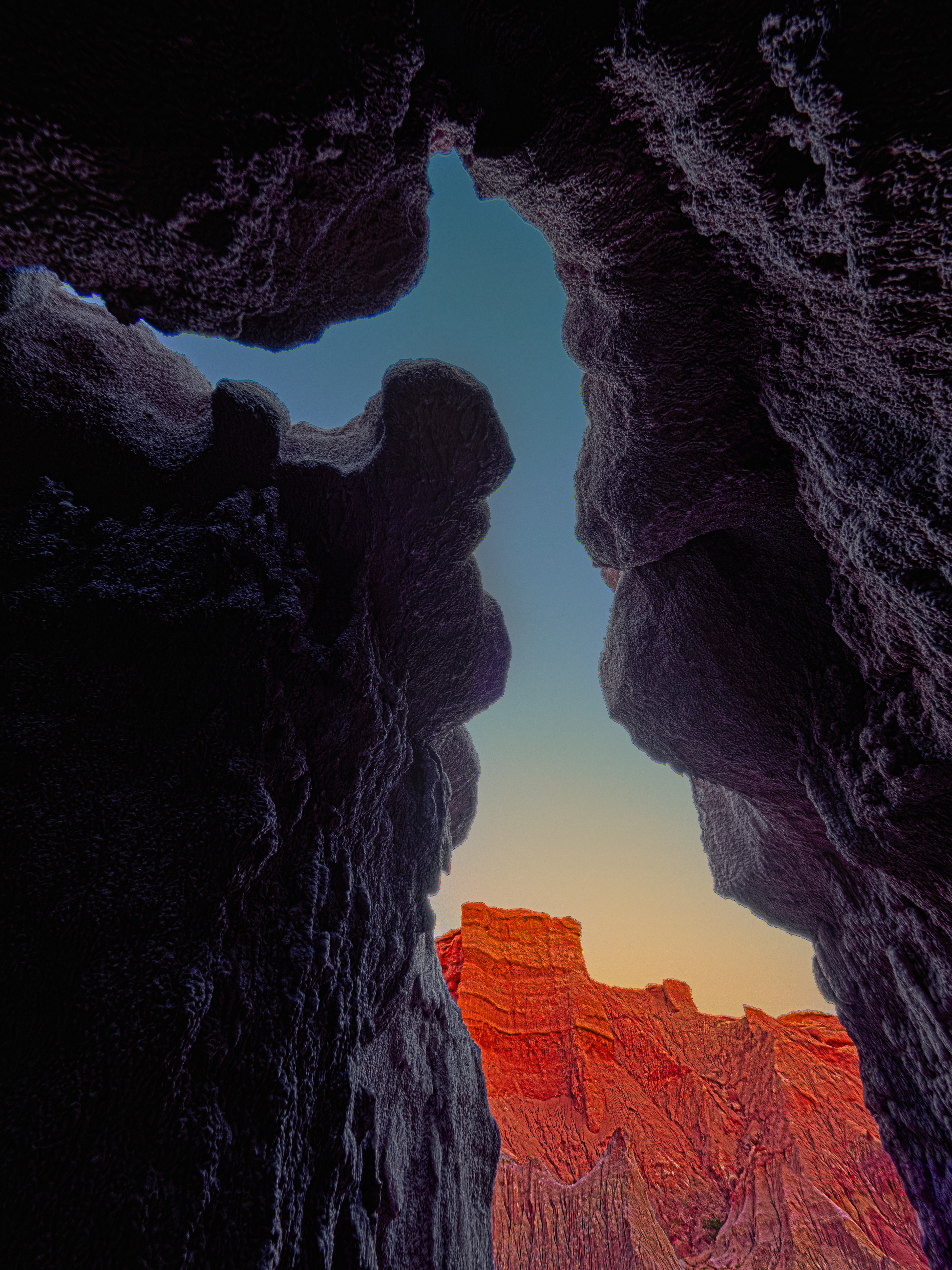 From La Cueva del Escorpion