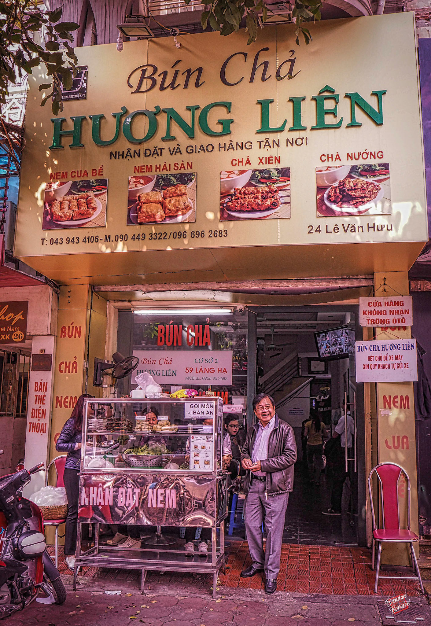 Yes . . . Obama's Restaurant!