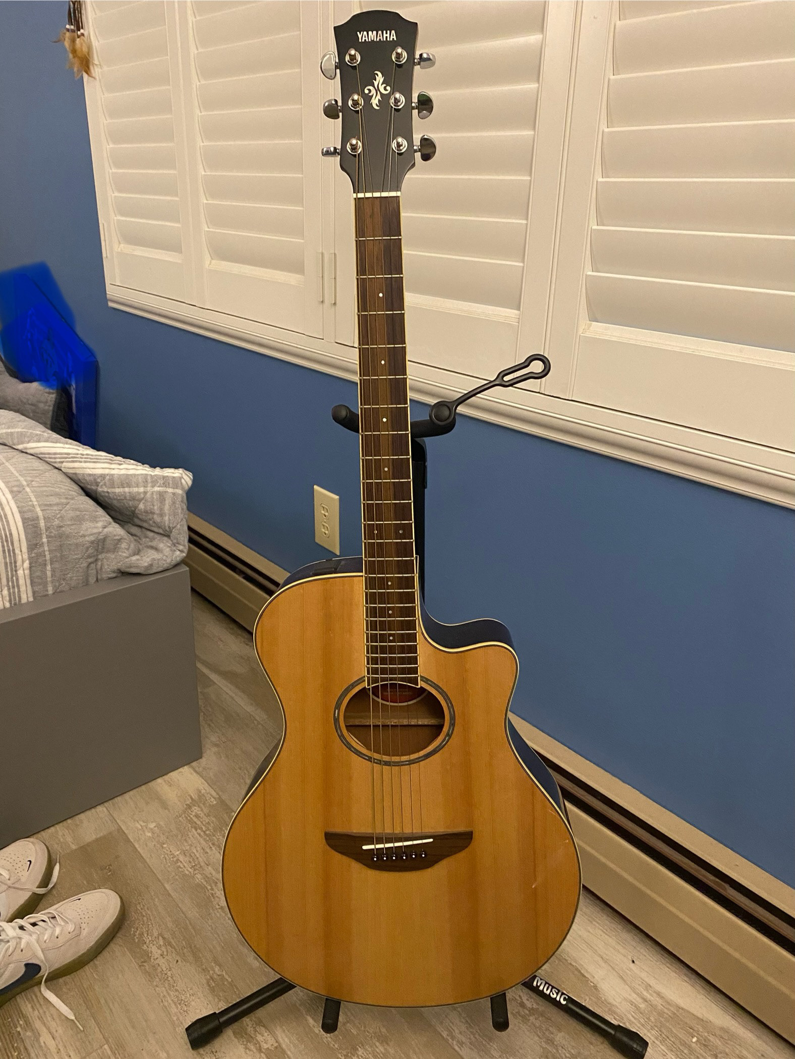Current guitar (Yamaha APX600)