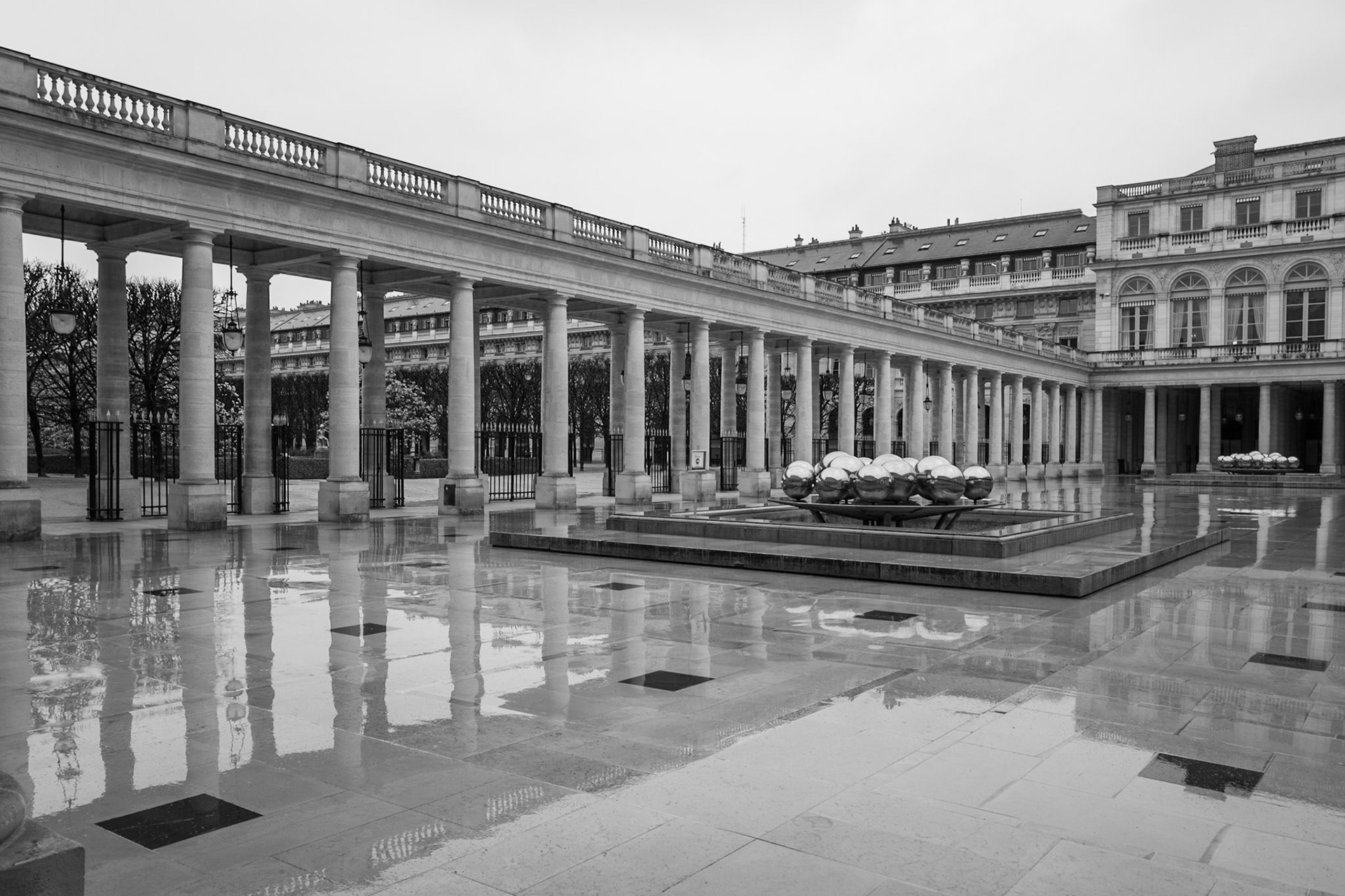 Palais Royal, 1st arrondisment, Paris.  2022. Photo: Julija Voronina