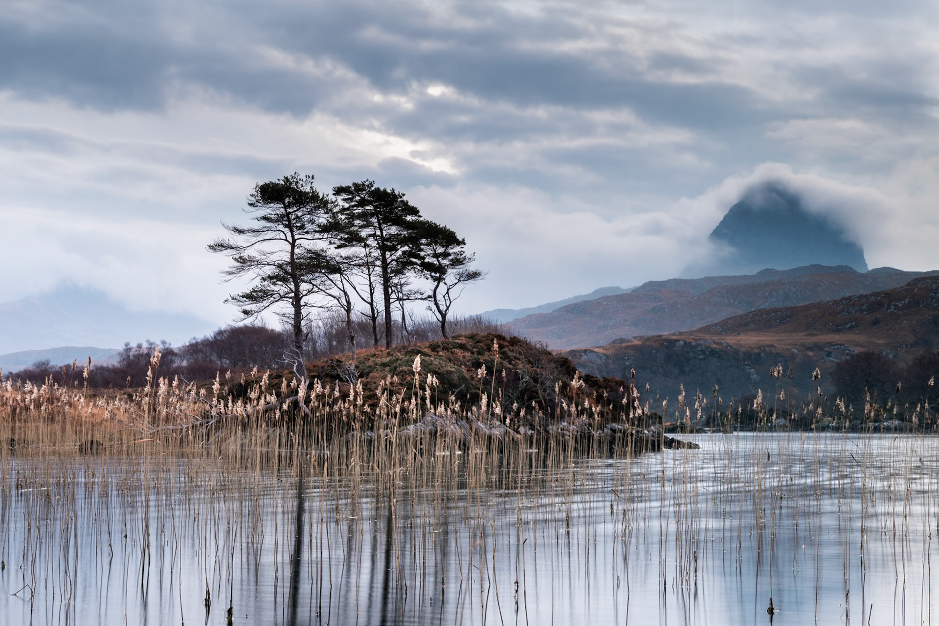 Loch Druim Suardalain and Suilven