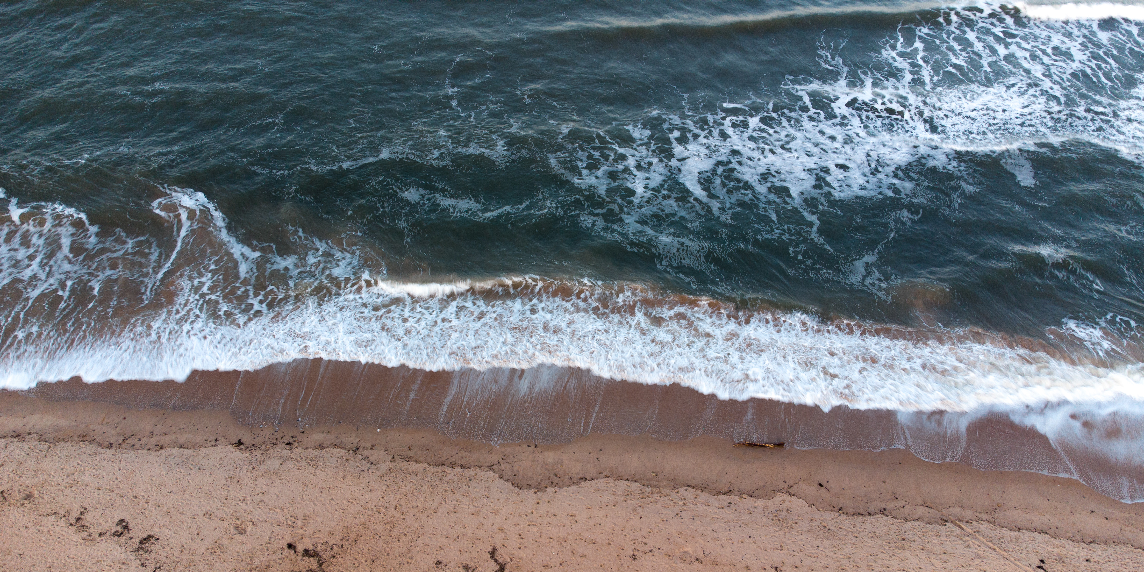 Waves crashing on the shore
