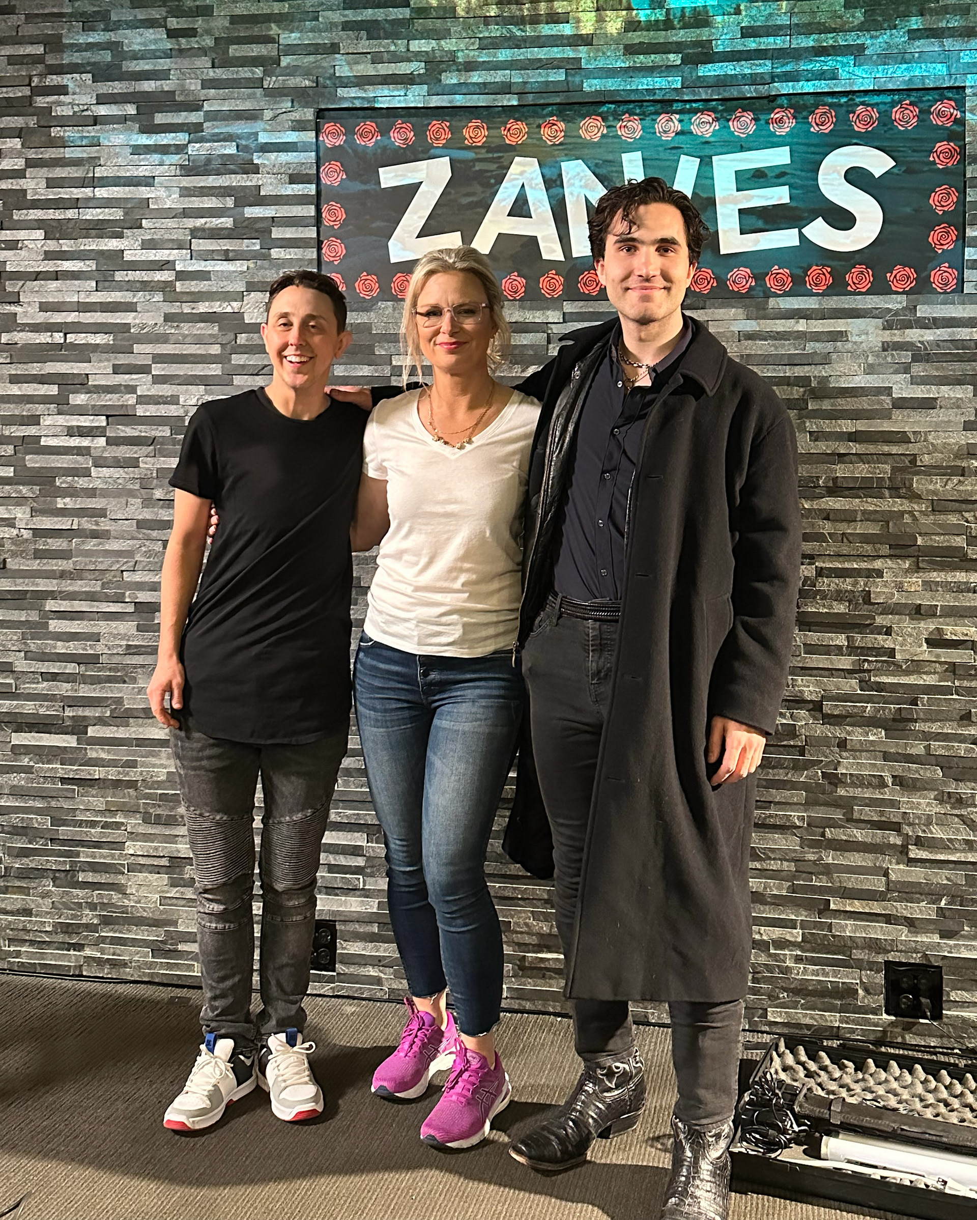 Jeffrey Jay, Mary Lynn Rajskub, and Sam Casey posing for a picture on the Zanies Chicago stage after filming her standup special