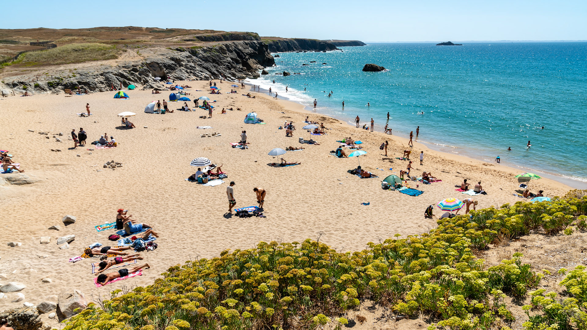 Plage de Port Blanc near Portivy