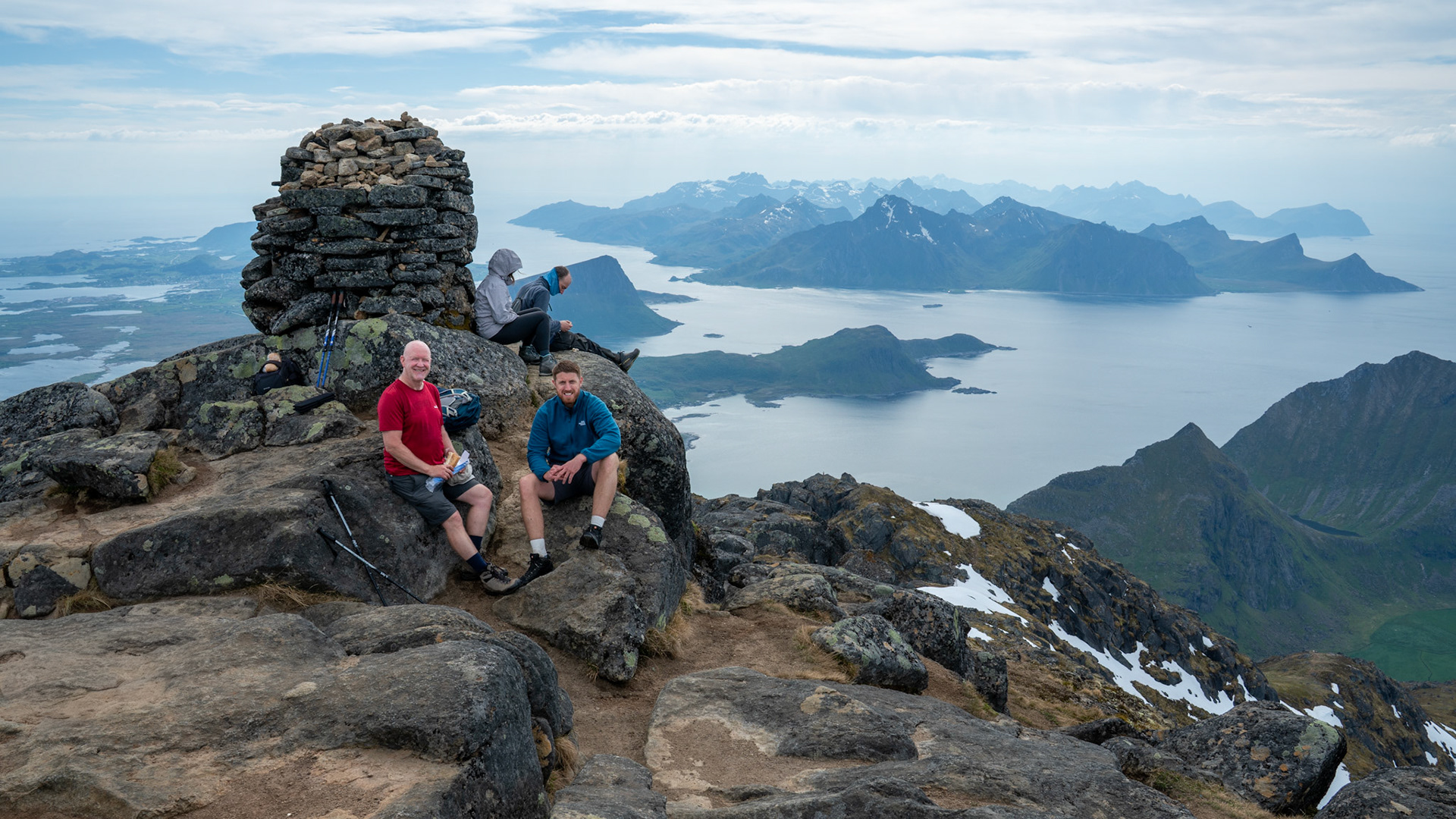 Himmeltinden summit