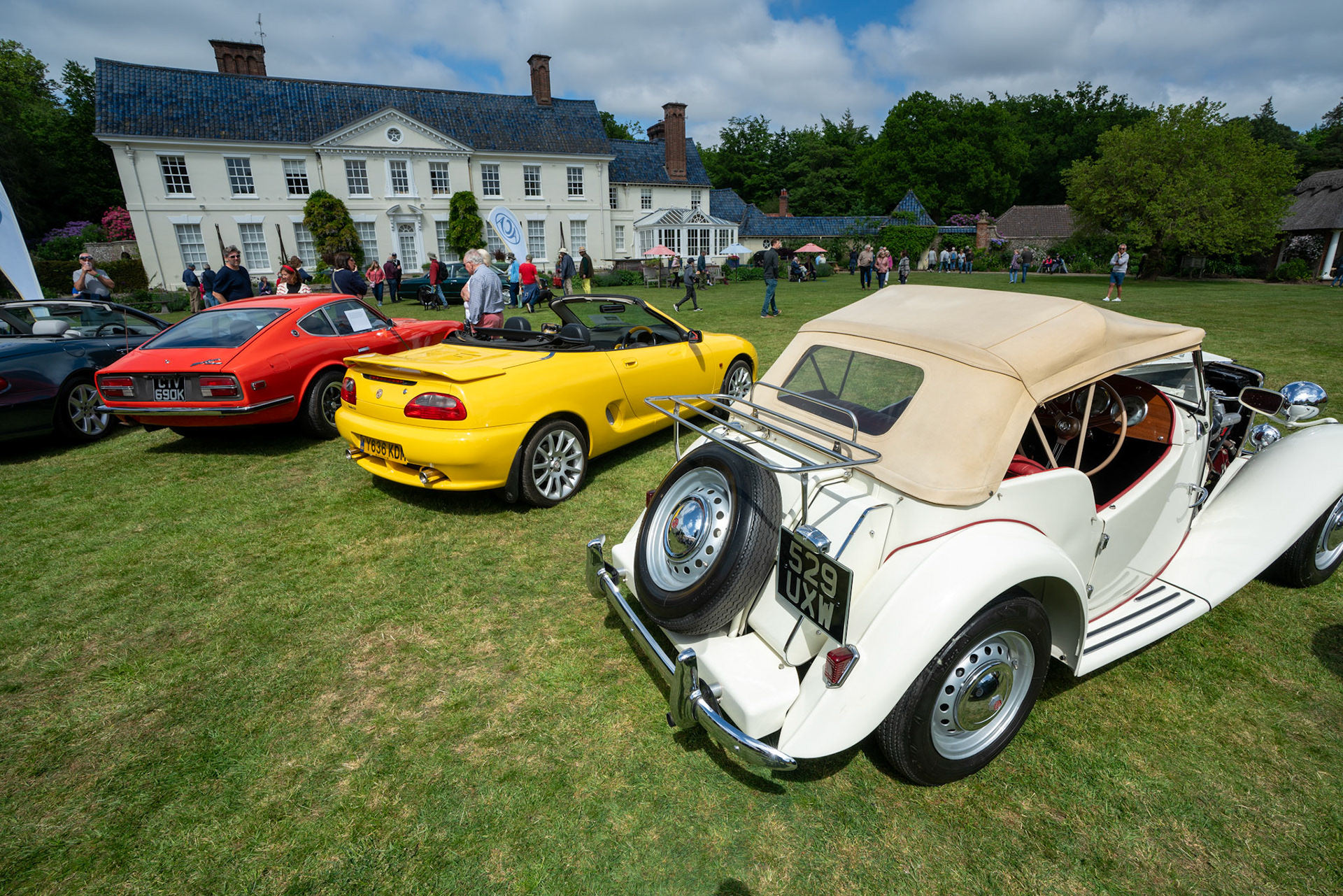 Stody Lodge classic car show