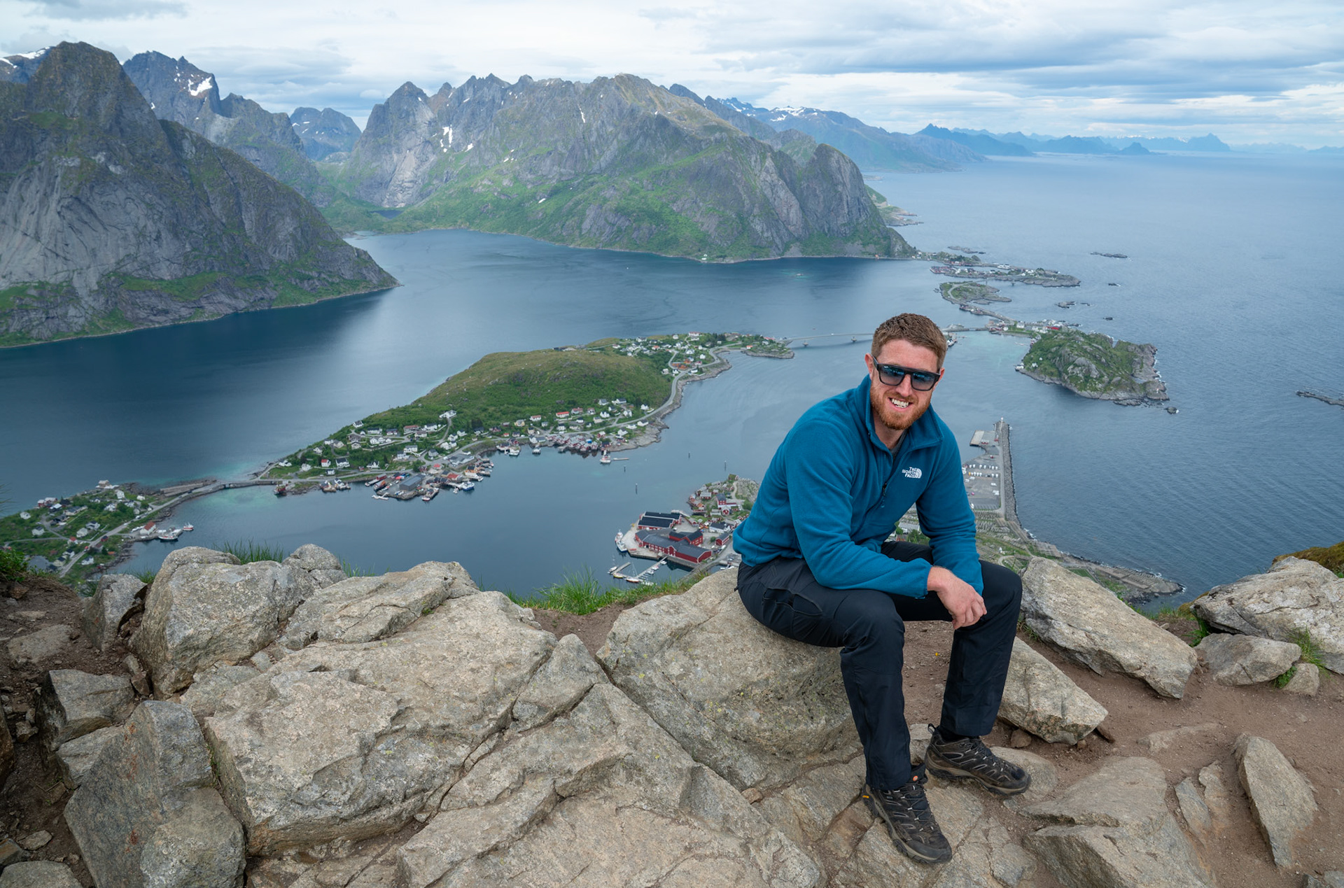 Reinebringen summit