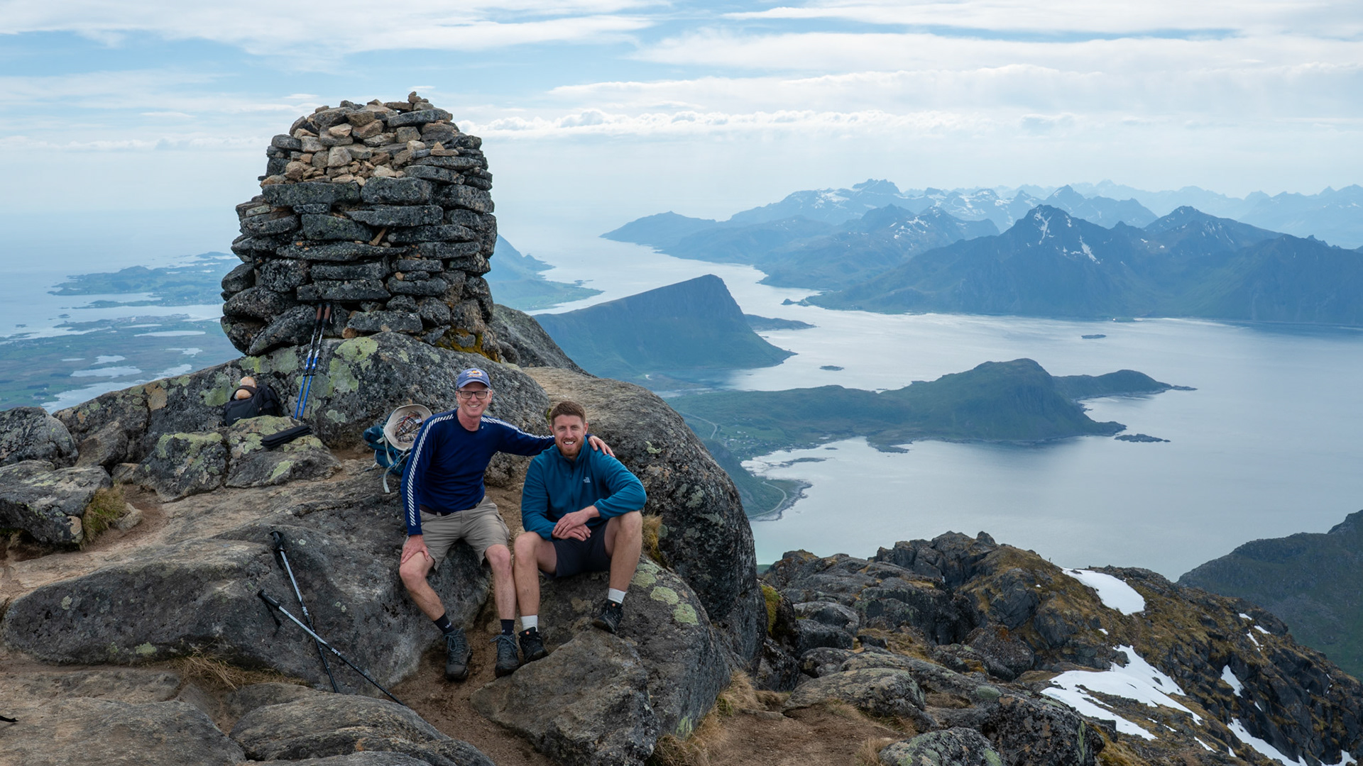 Himmeltinden summit