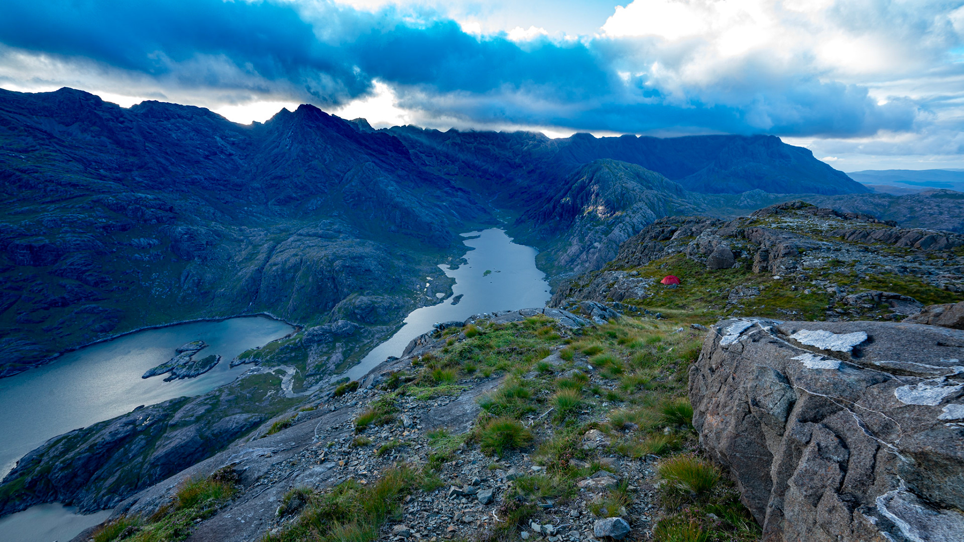 Wild camp by summit of Sgurr na Stri