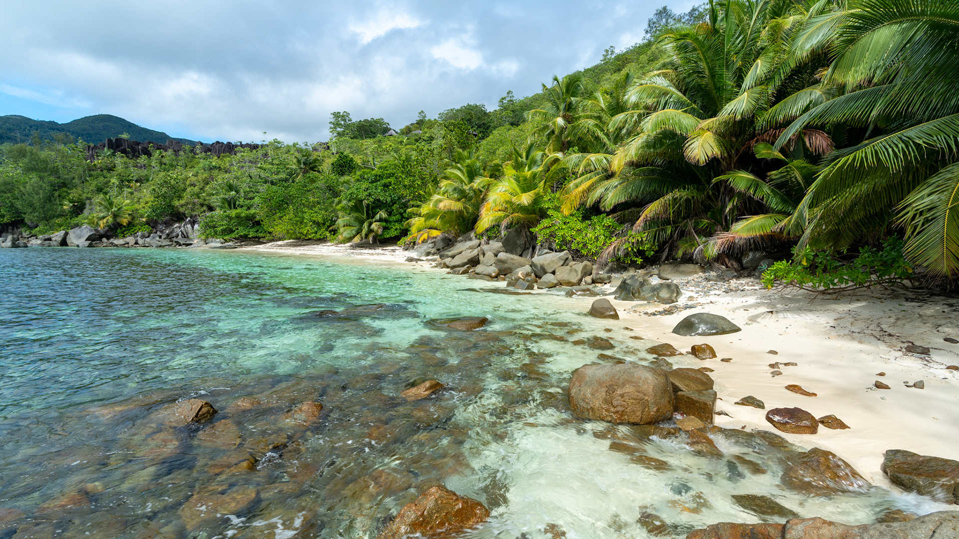 Wonderful cove stumbled across on ramble
