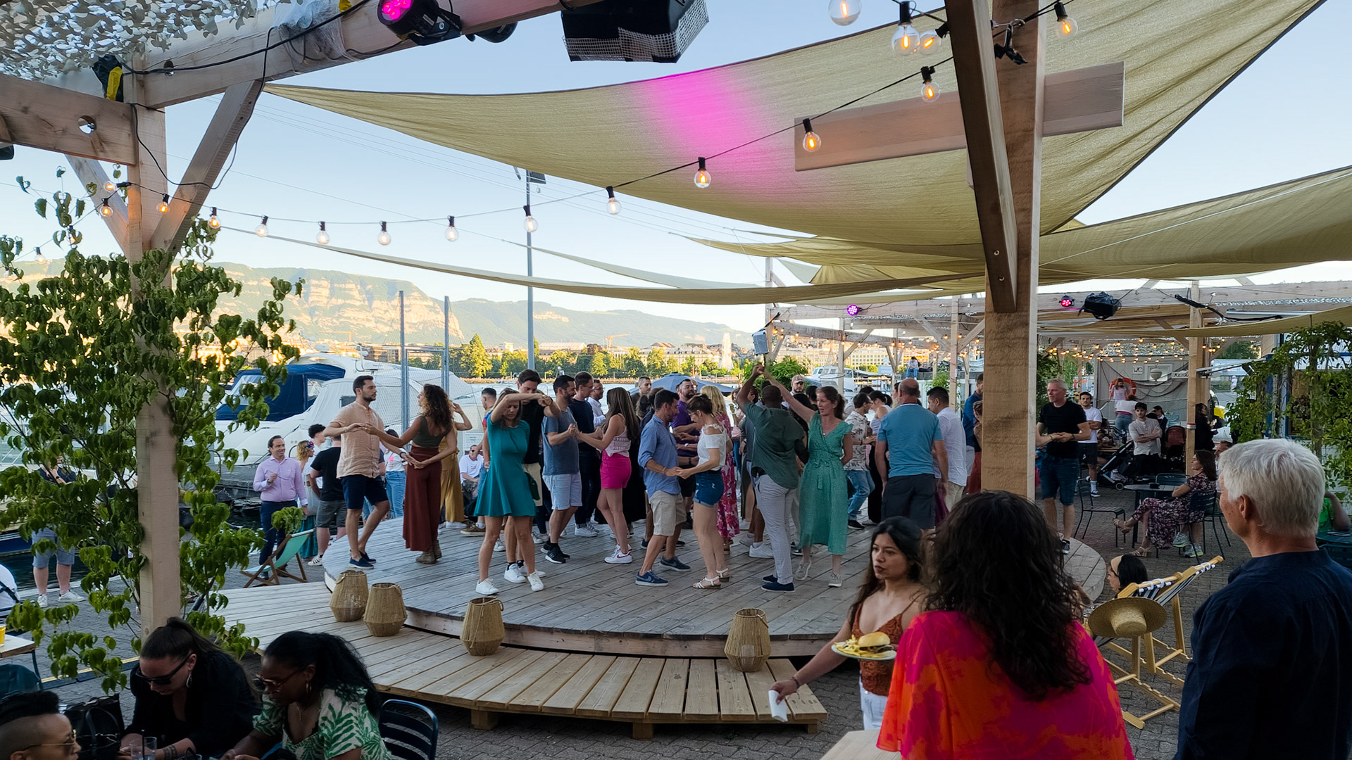 Dance class lakeside in Geneva