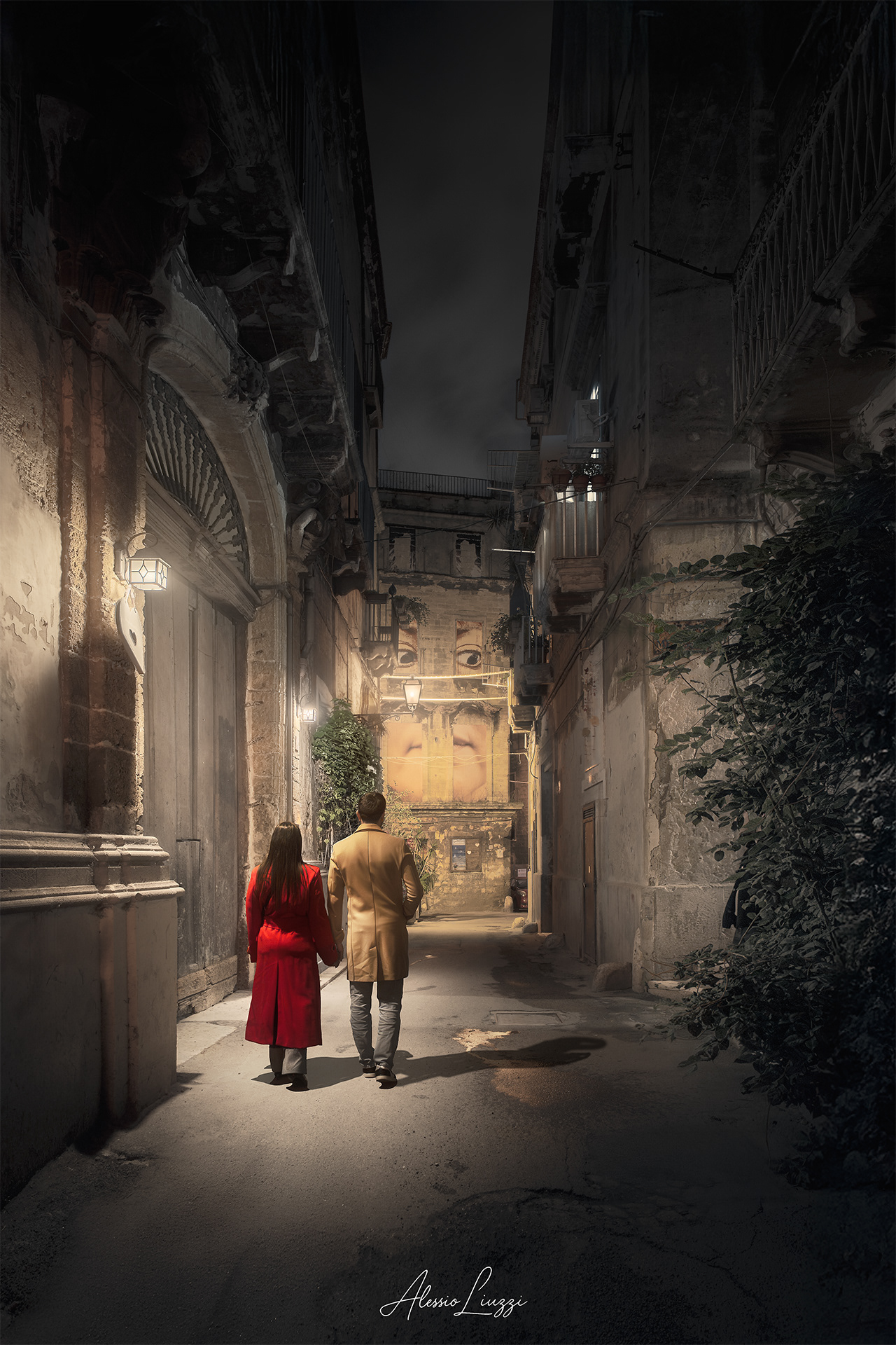 CITTÀ VECCHIA - VIA DUOMO - LA CASA CHE OSSERVA