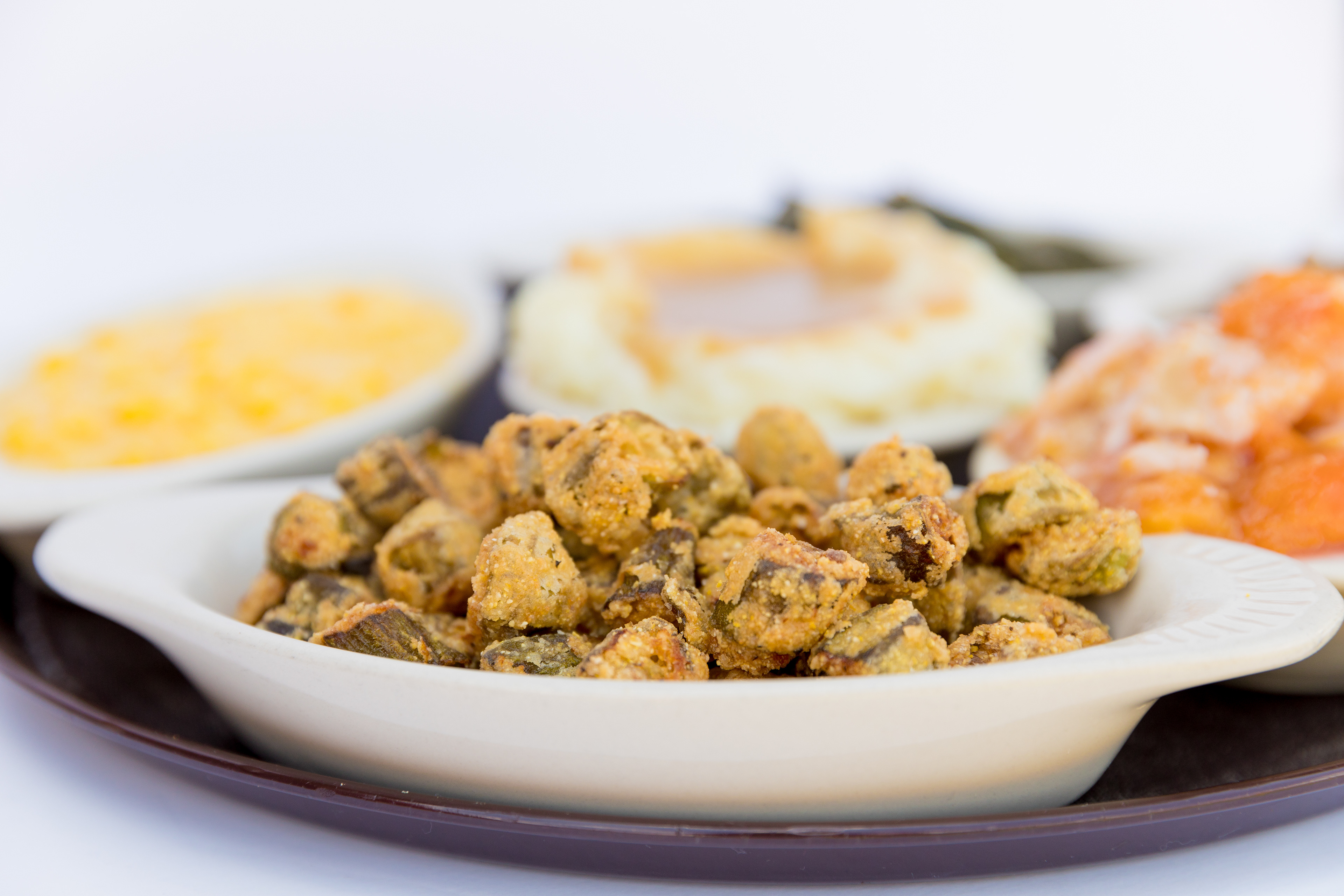 Deeleon's Fine Dining (Wells, TX) 2018 July Issue