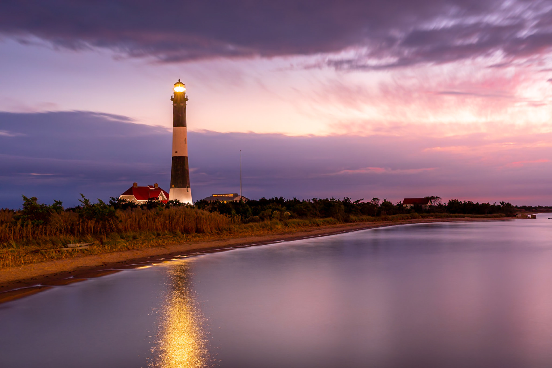 Fire Island Lighthouse