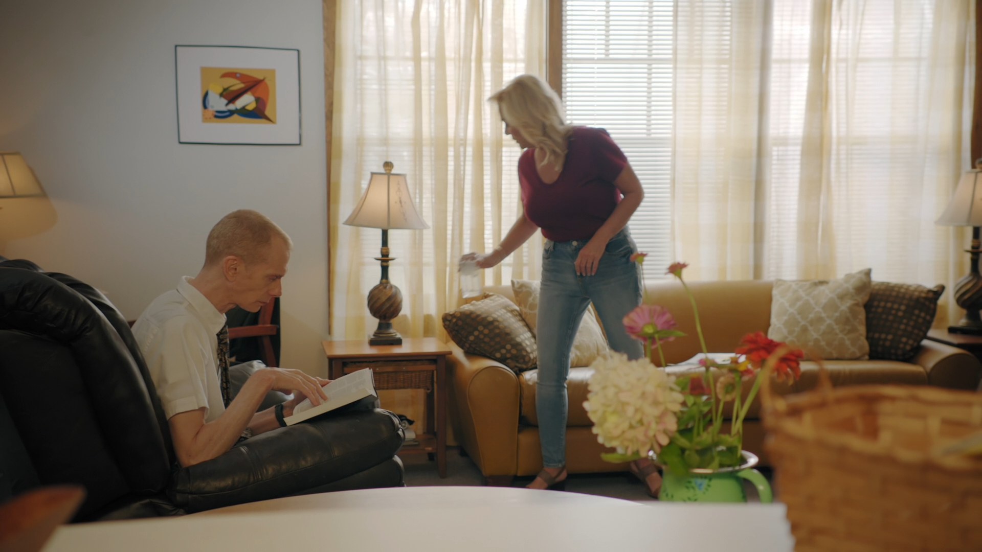 Bachelor car salesman's apartment for Destination Heaven