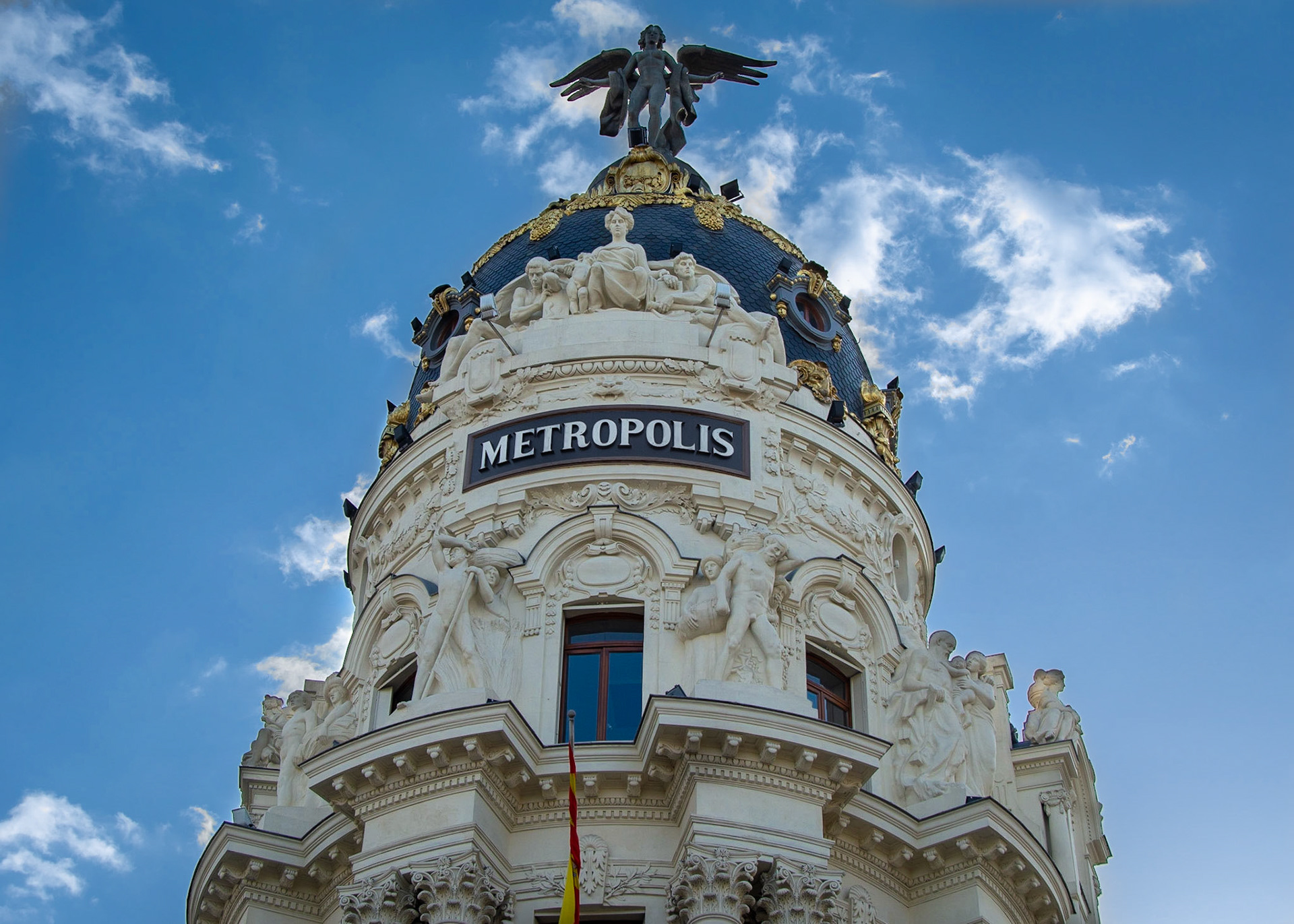 Metropolis Building