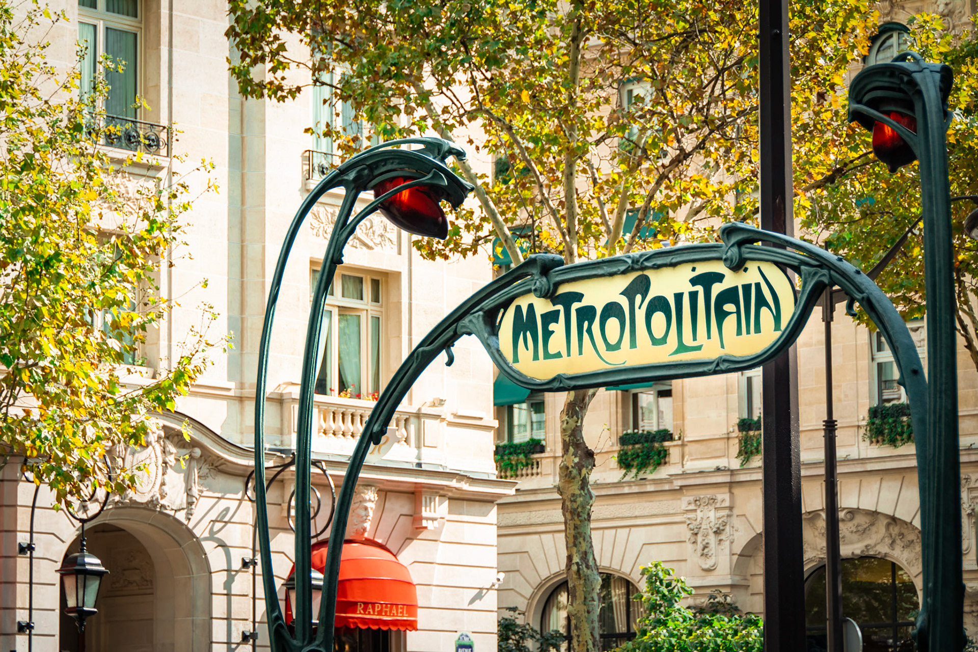 Guimard Metro Arch