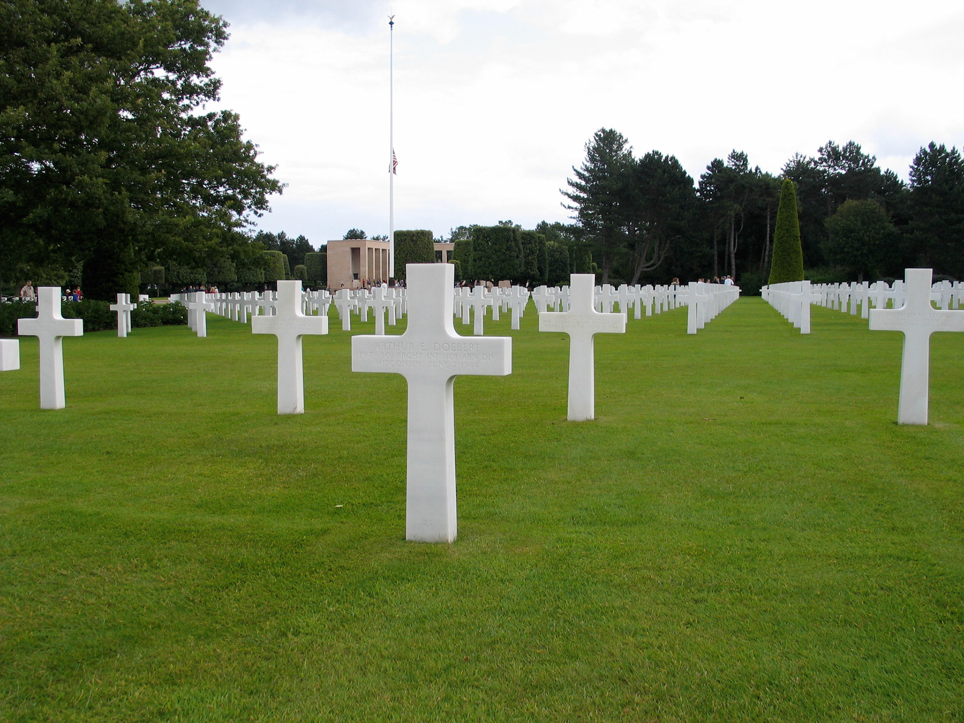 Colleville-Sur-Mer American Cemetery
