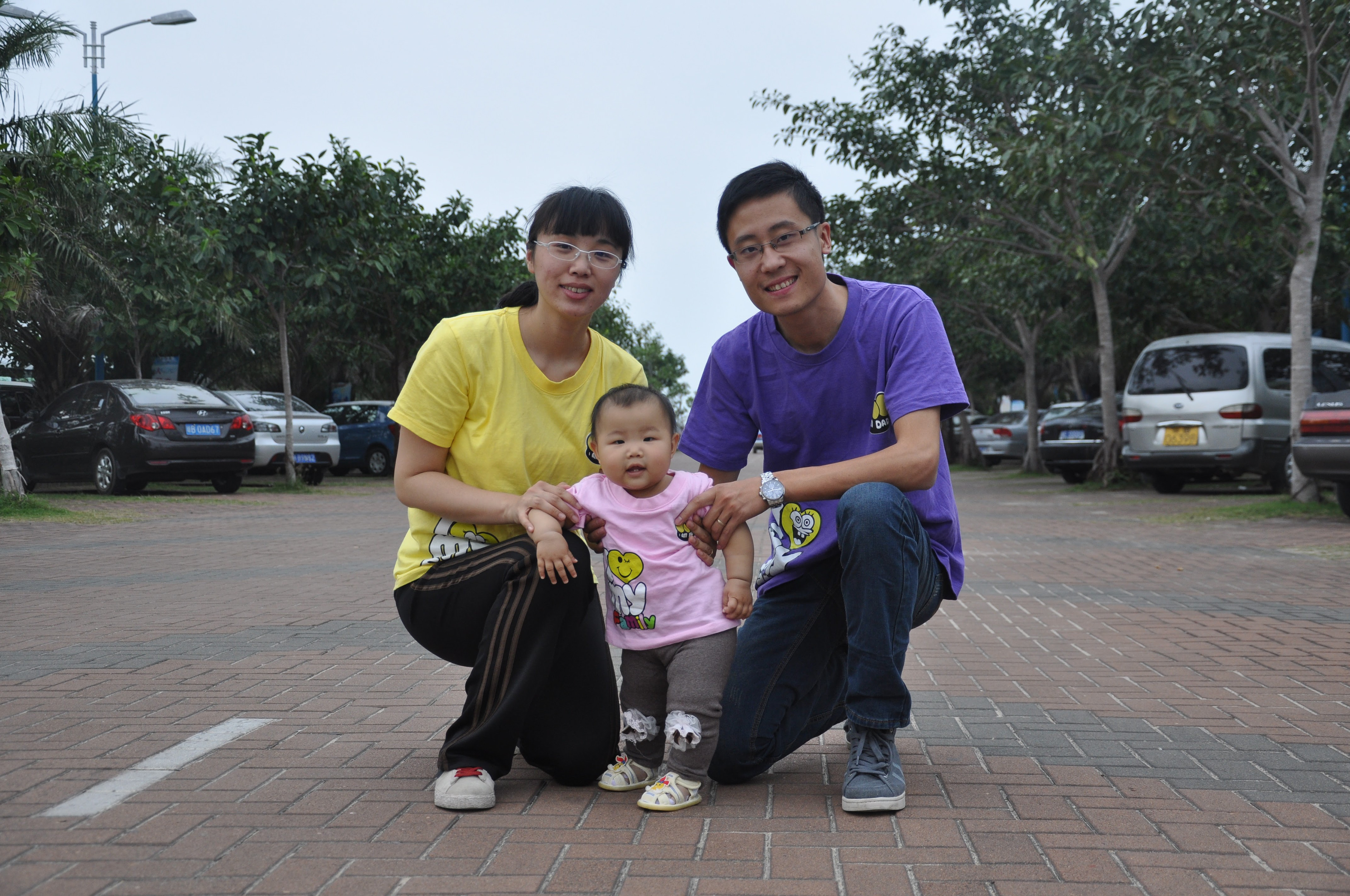Steven Jiang and his family