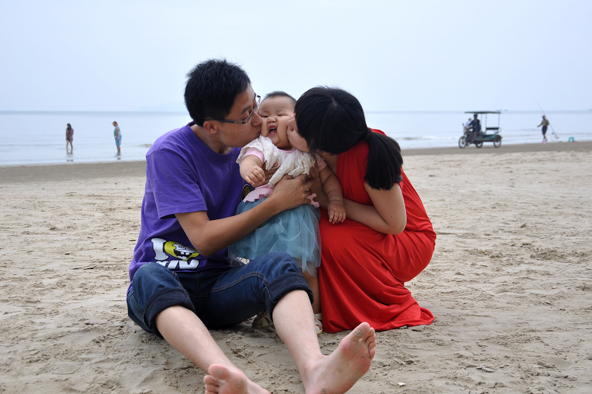 Steven Jiang and his family