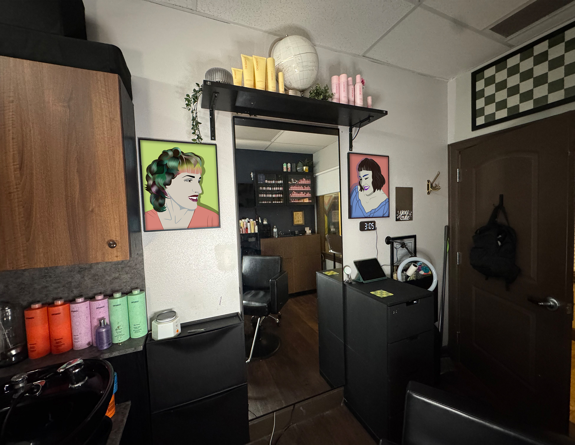 Illustration mockup in salon