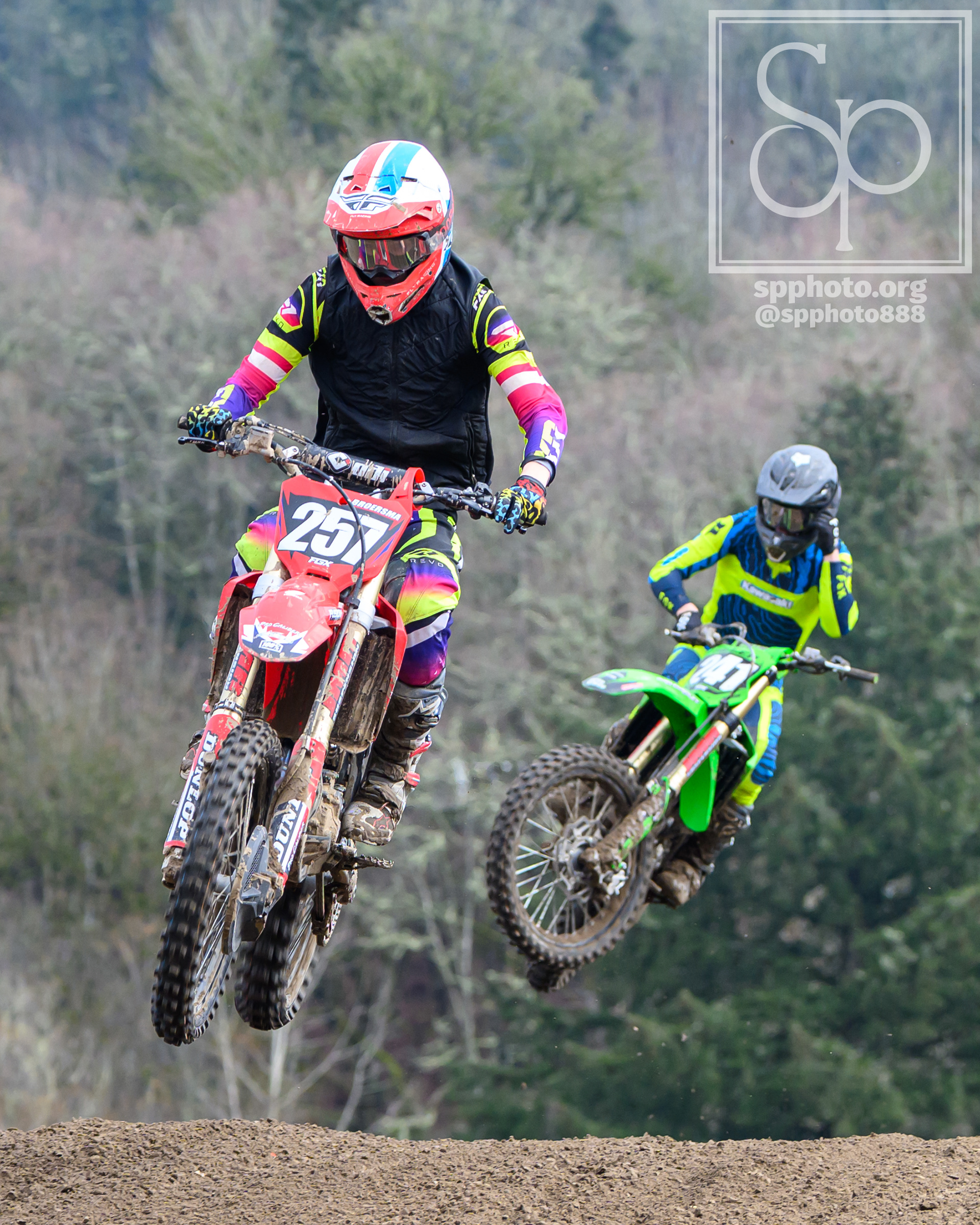 #257 Kole Broersma and #241 Walker McGreal