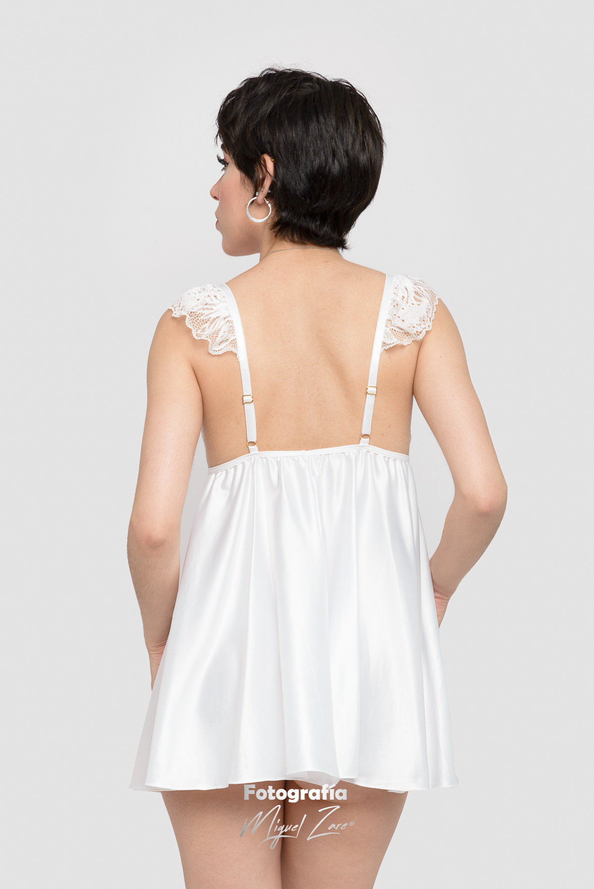 fotografo de moda en lencería para tienda online Alvanty