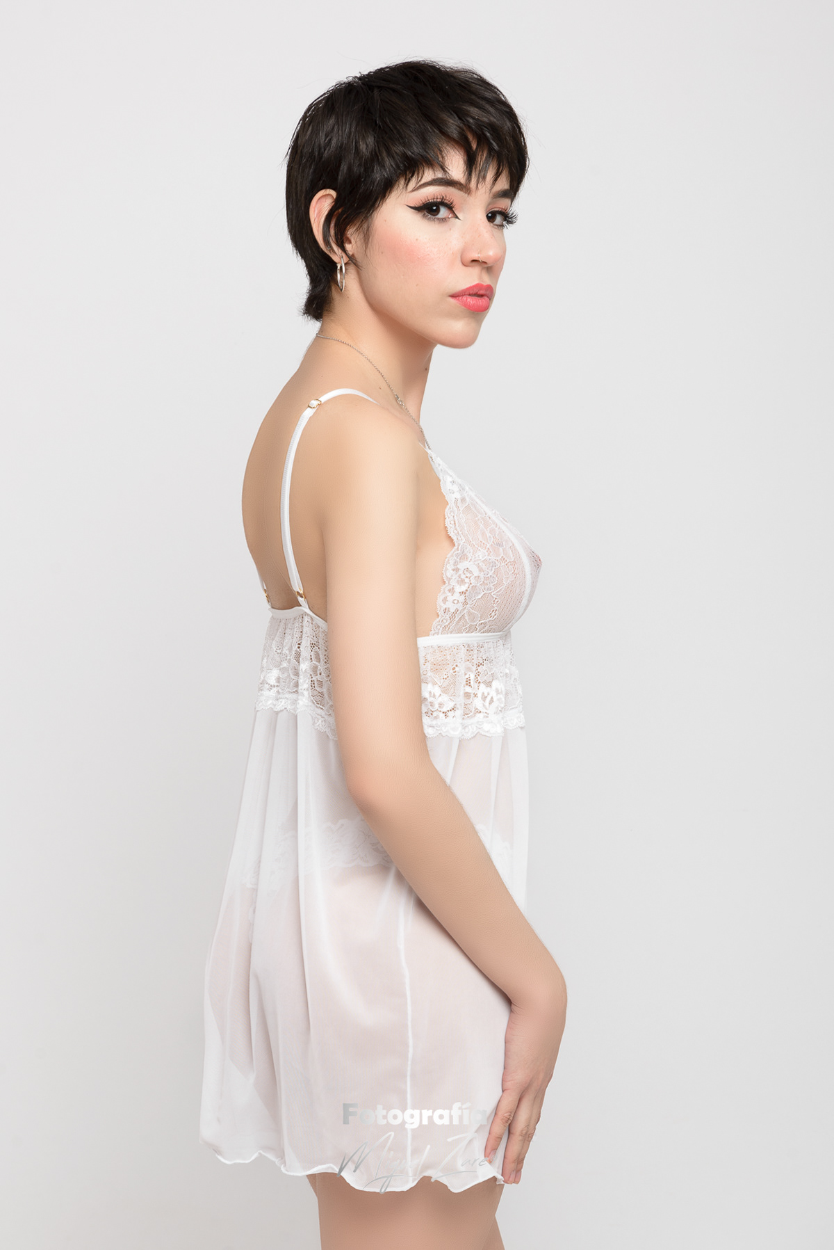 fotografo de moda en lencería para tienda online Alvanty