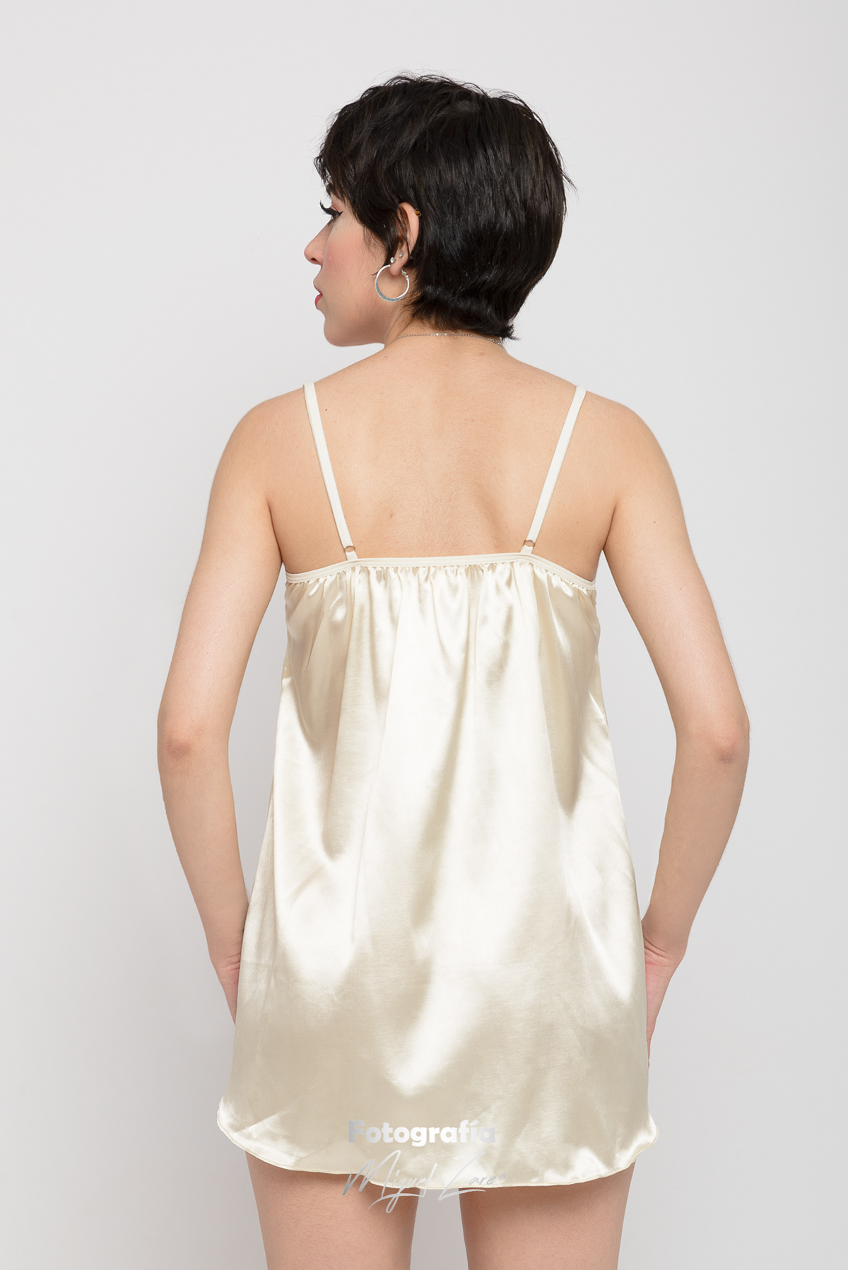 fotografo de moda en lencería para tienda online Alvanty