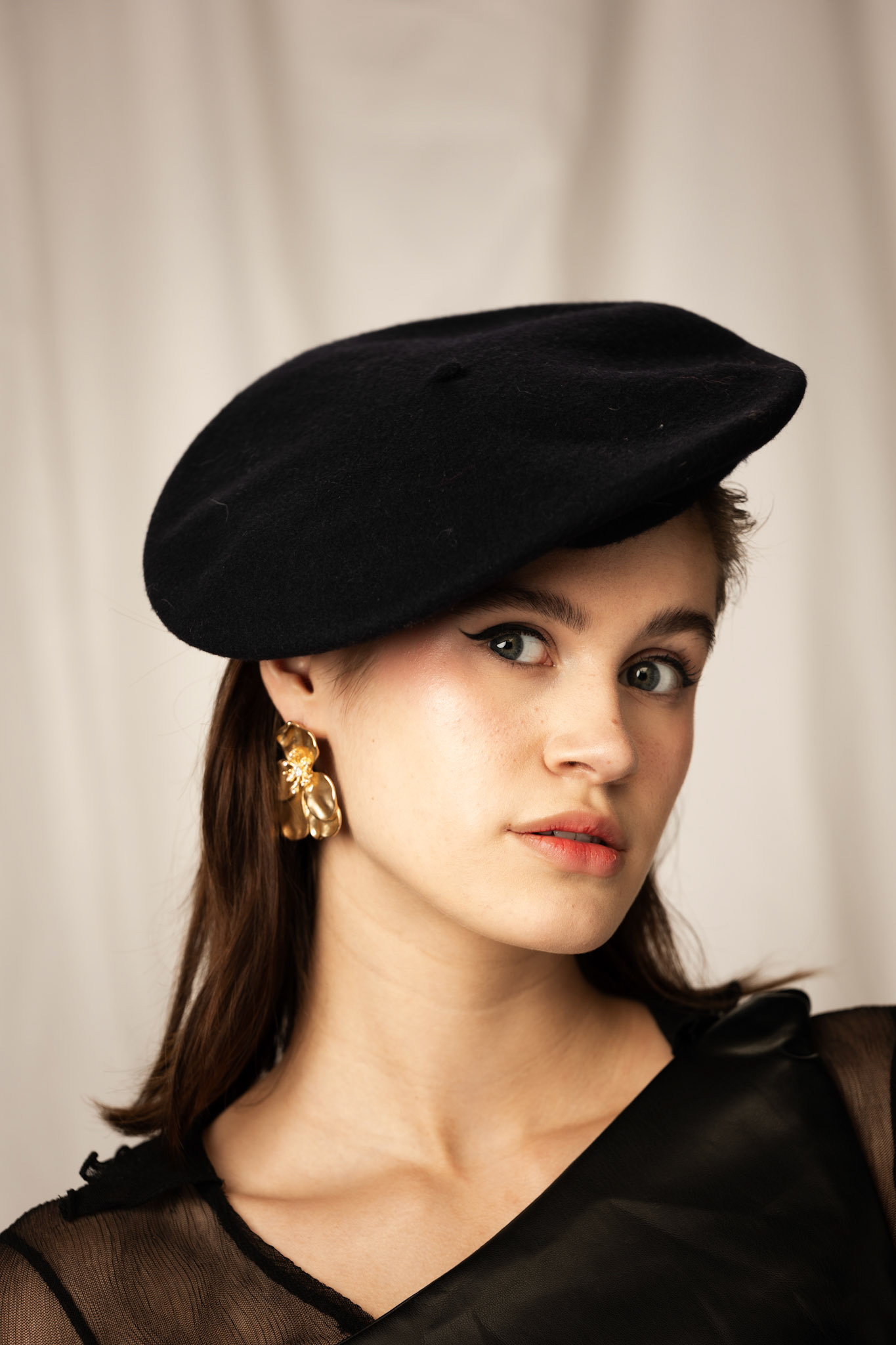 Artistieke beautyfotografie – Gespecialiseerd in portretten met creatieve styling