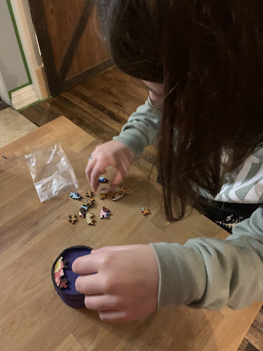 Completing traditional puzzle