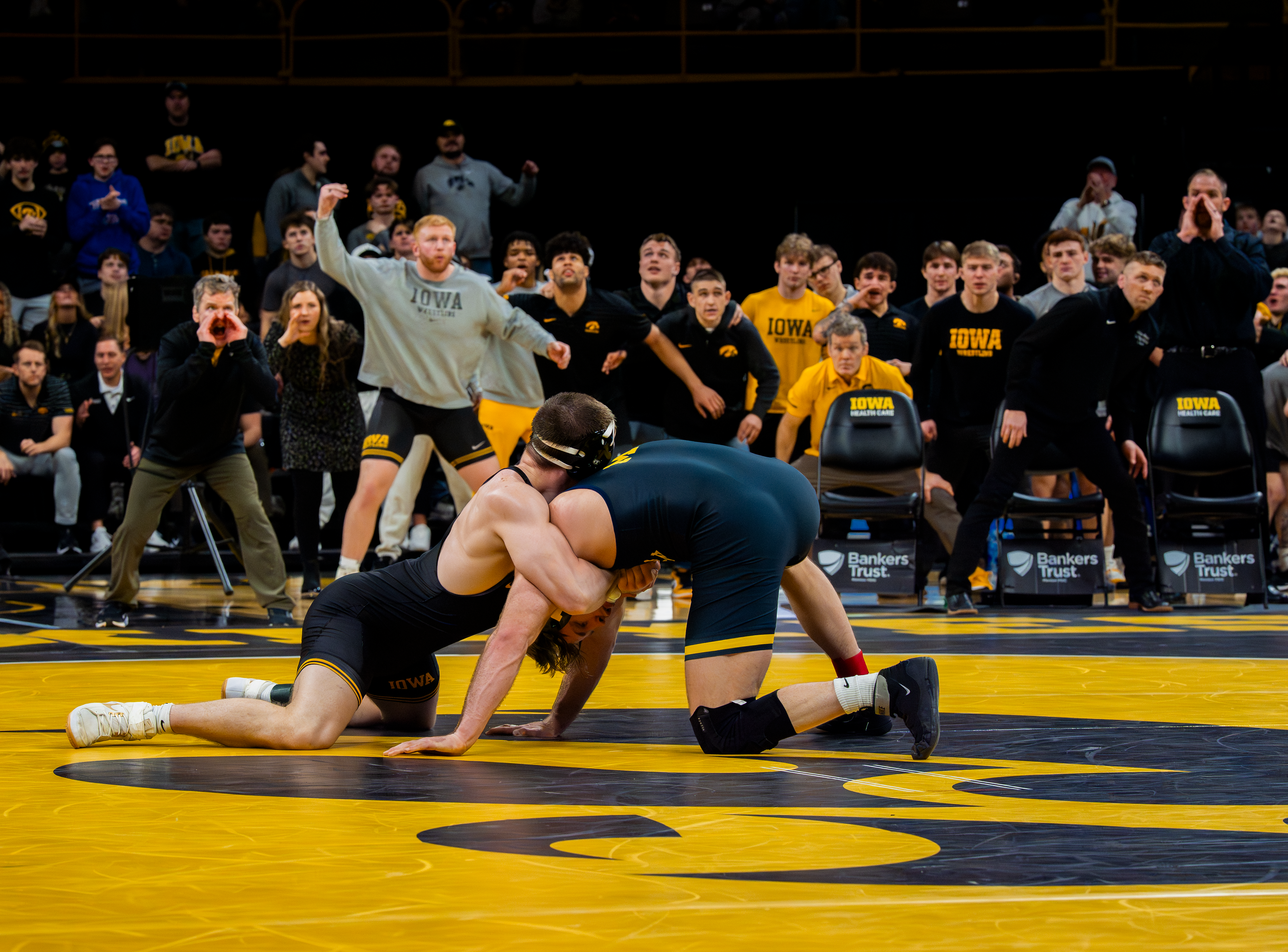 HARVEY LUDINGTON - HAWKEYES