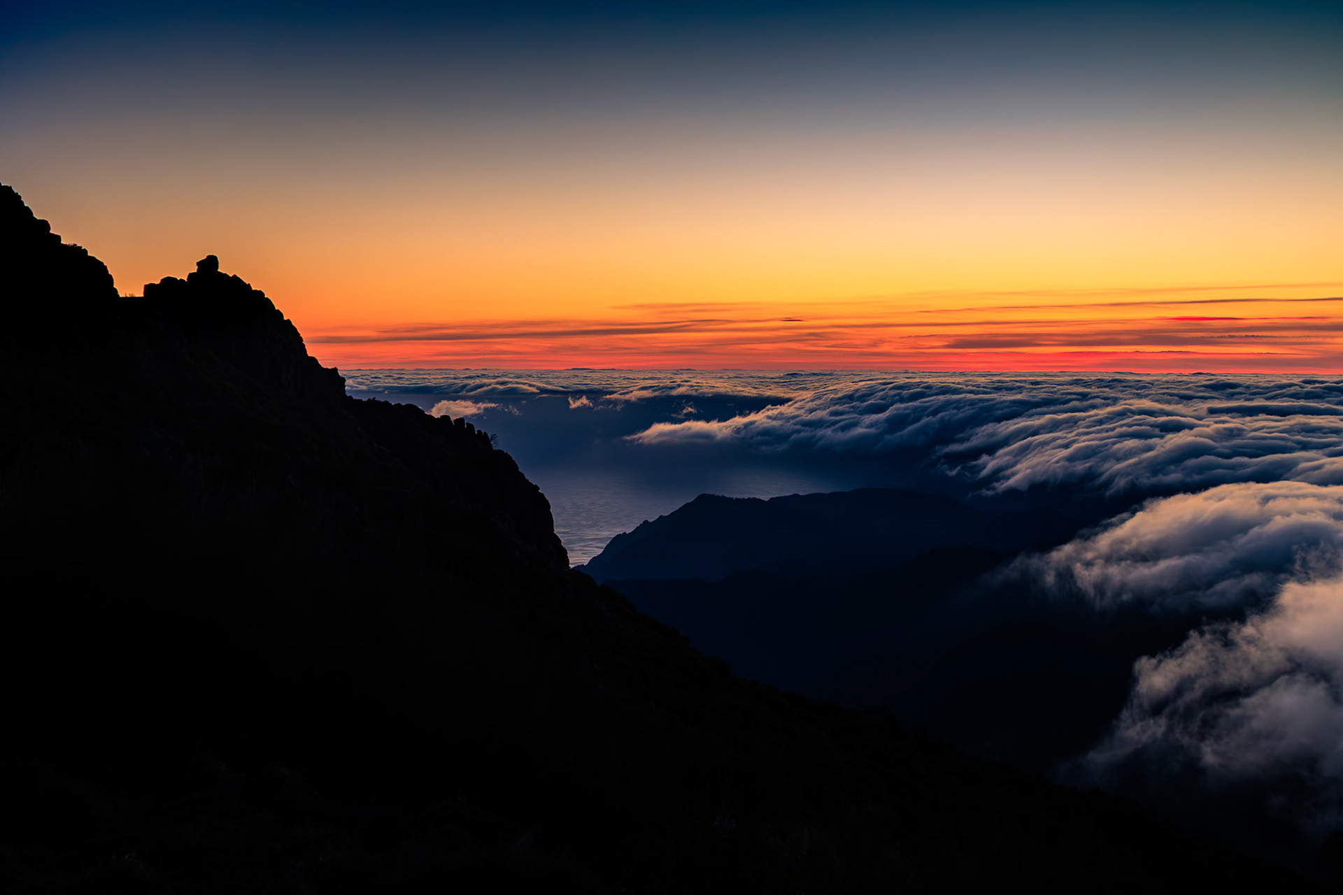 The Edge of Dawn (8012)