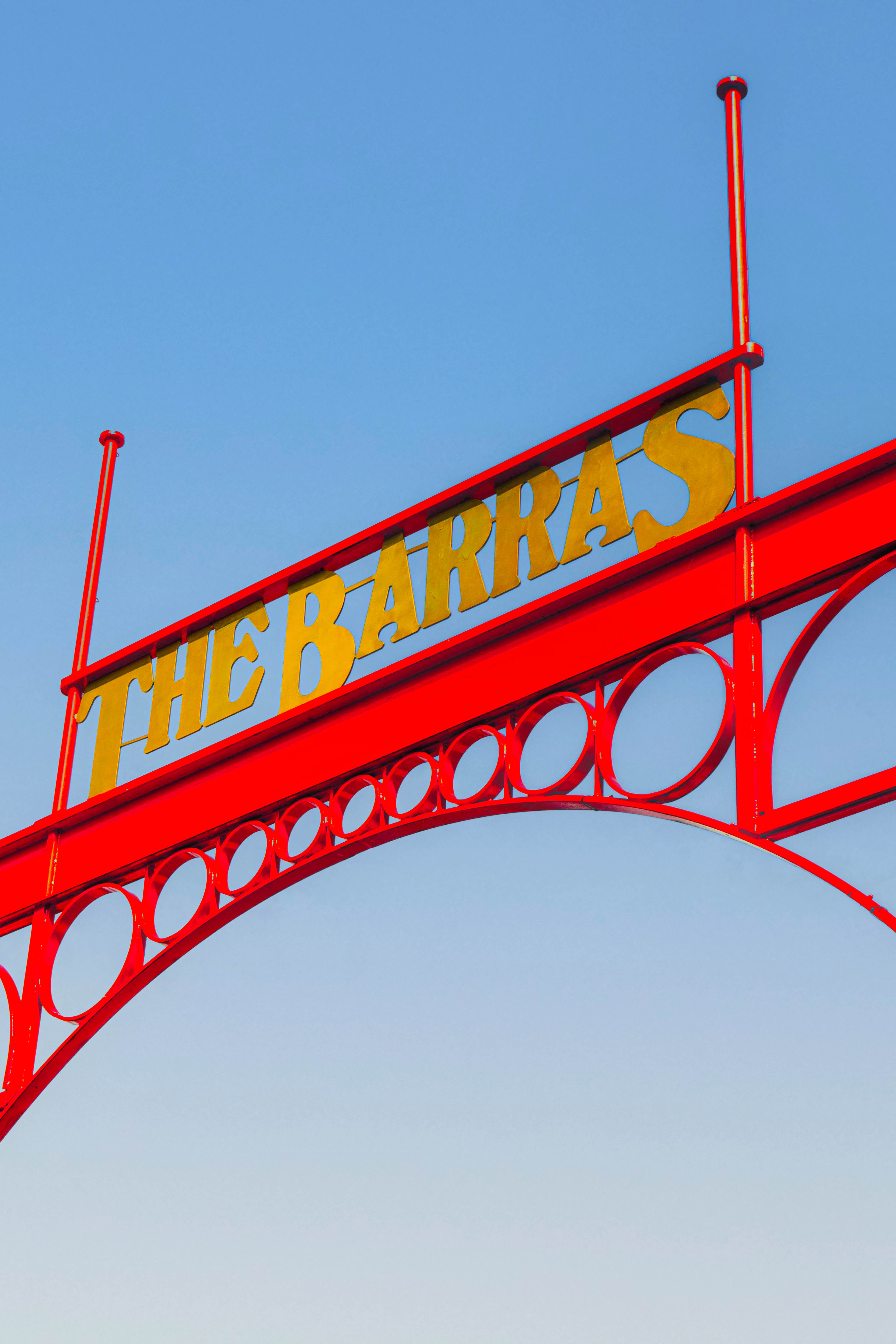 Belong To The Barras - Arch