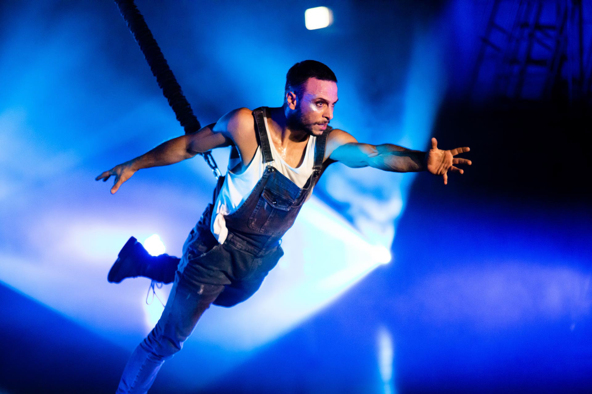 Bungee Fly Dance Company