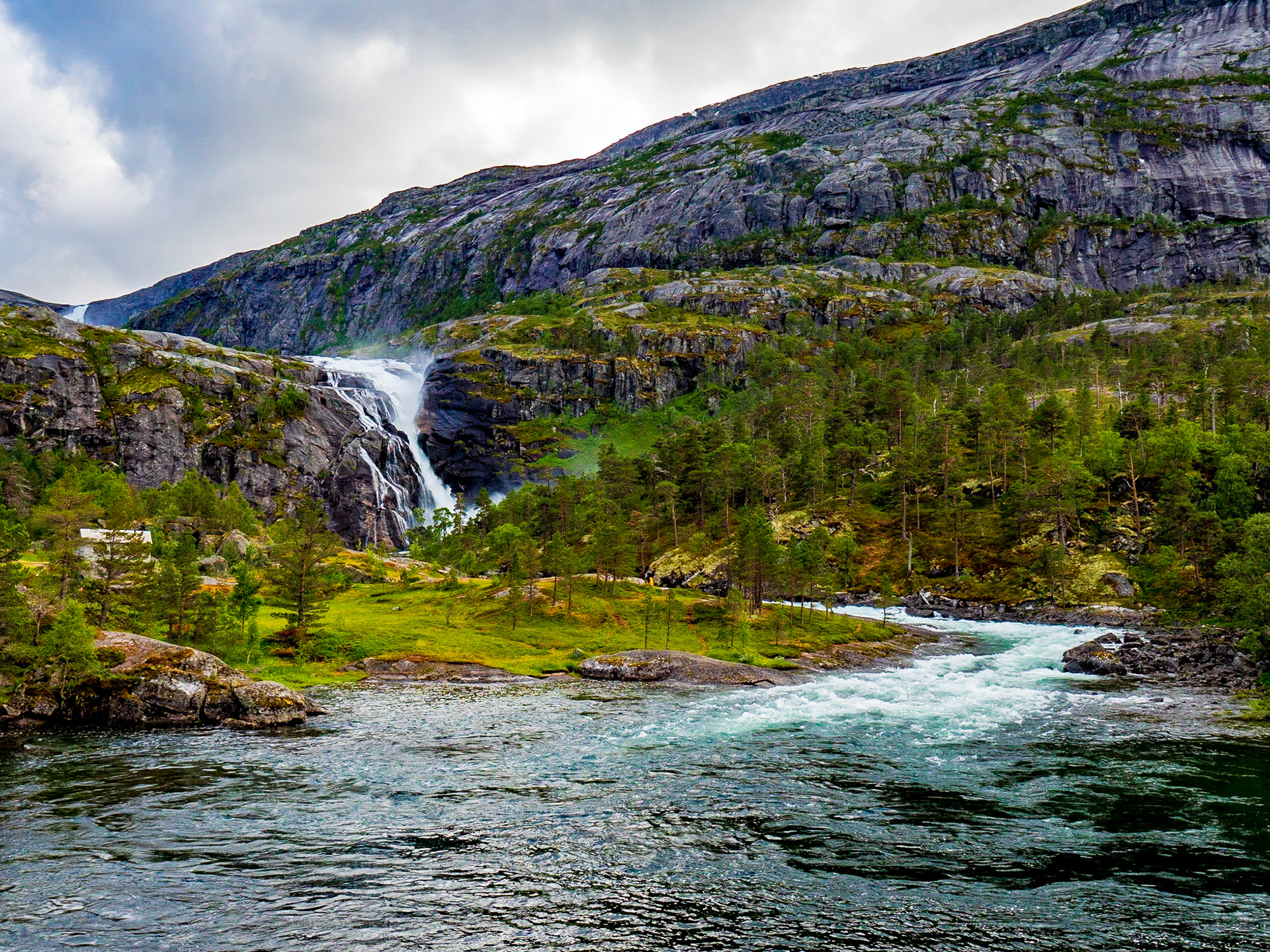 Nykkjesøyfossen
