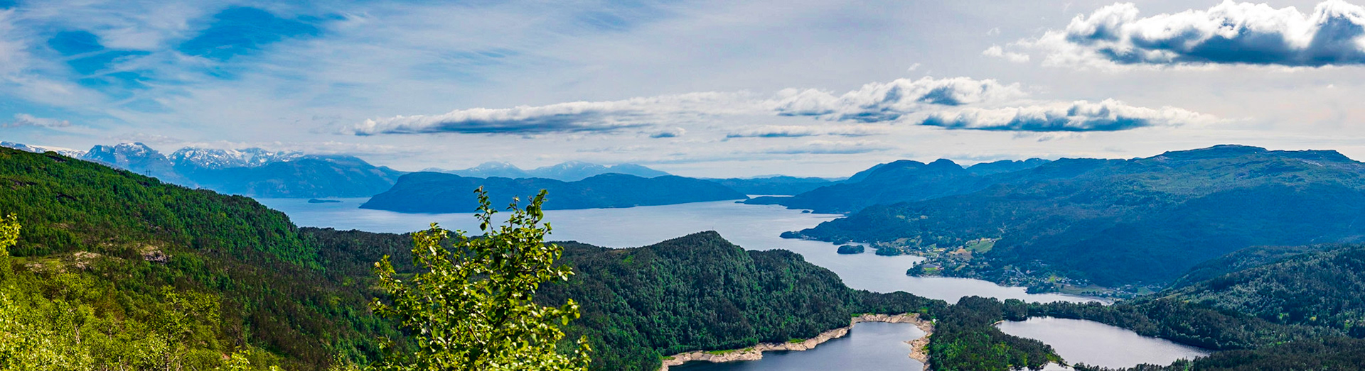 Der Beginn einer der schönsten Wanderungen die wir in Norwegen gemacht haben.

The start of one of the most beautiful hikes we did in Norway.