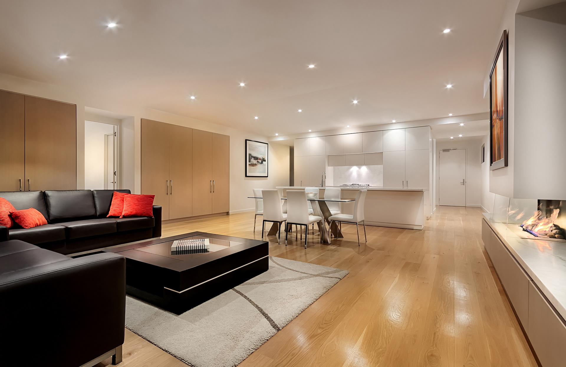 Caroline Apartments
