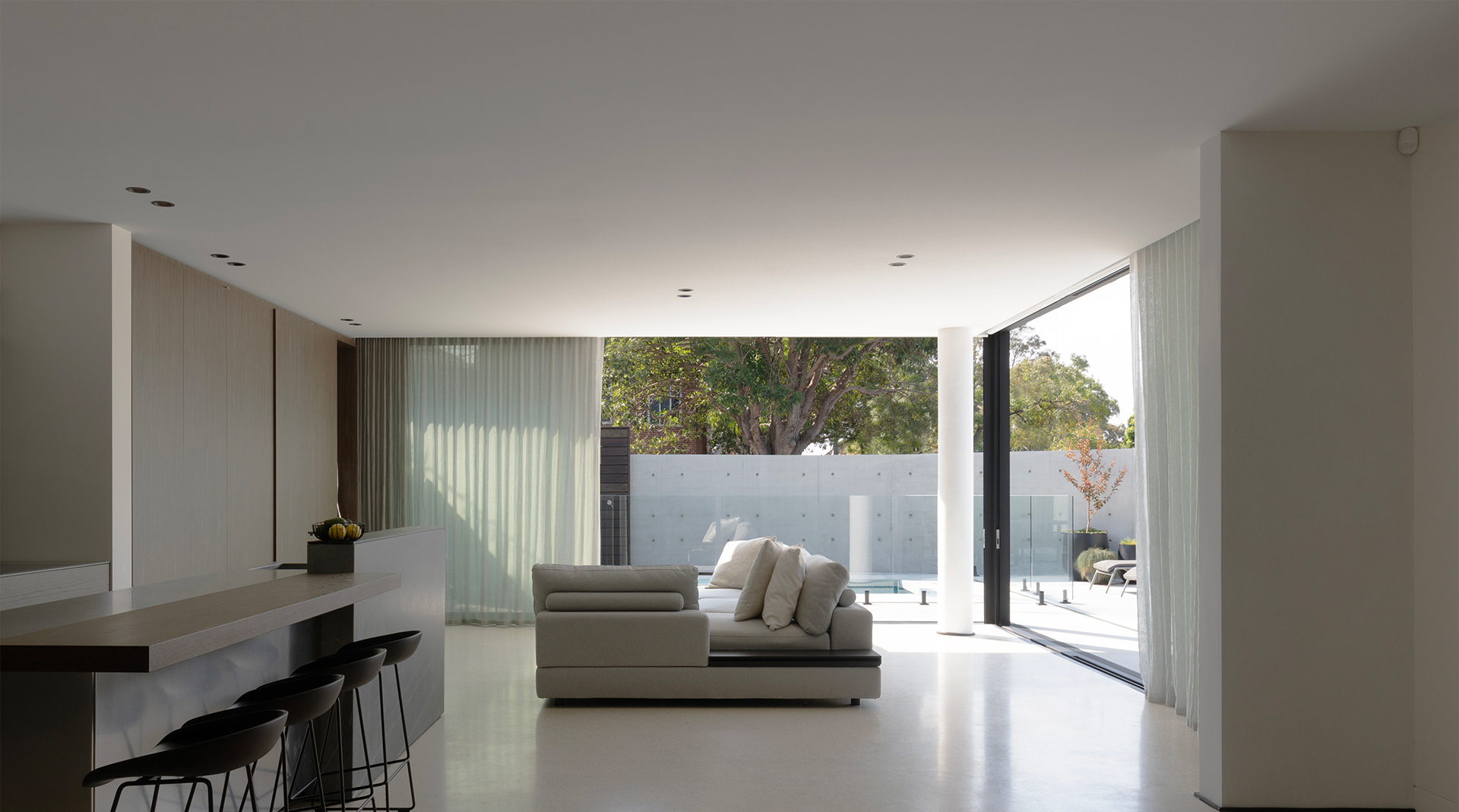 Skyrodema House