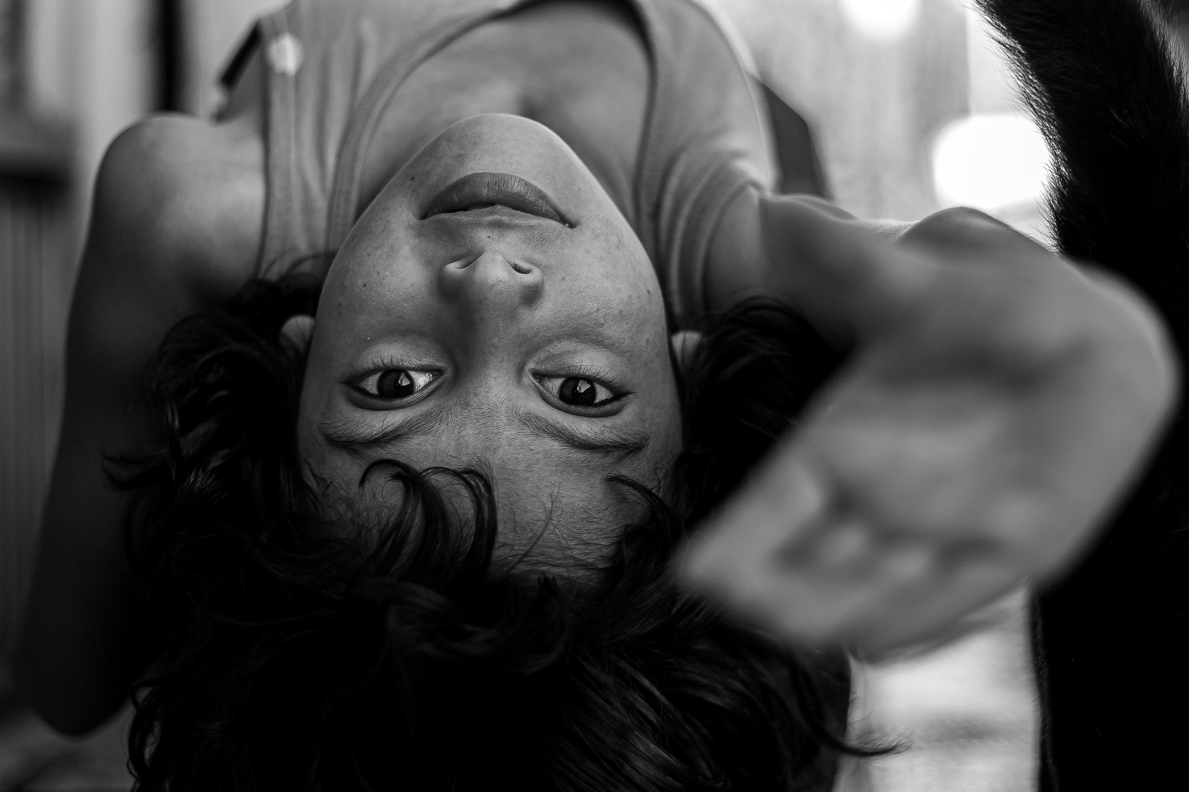 Si tu mundo está de cabeza, date vuelta.