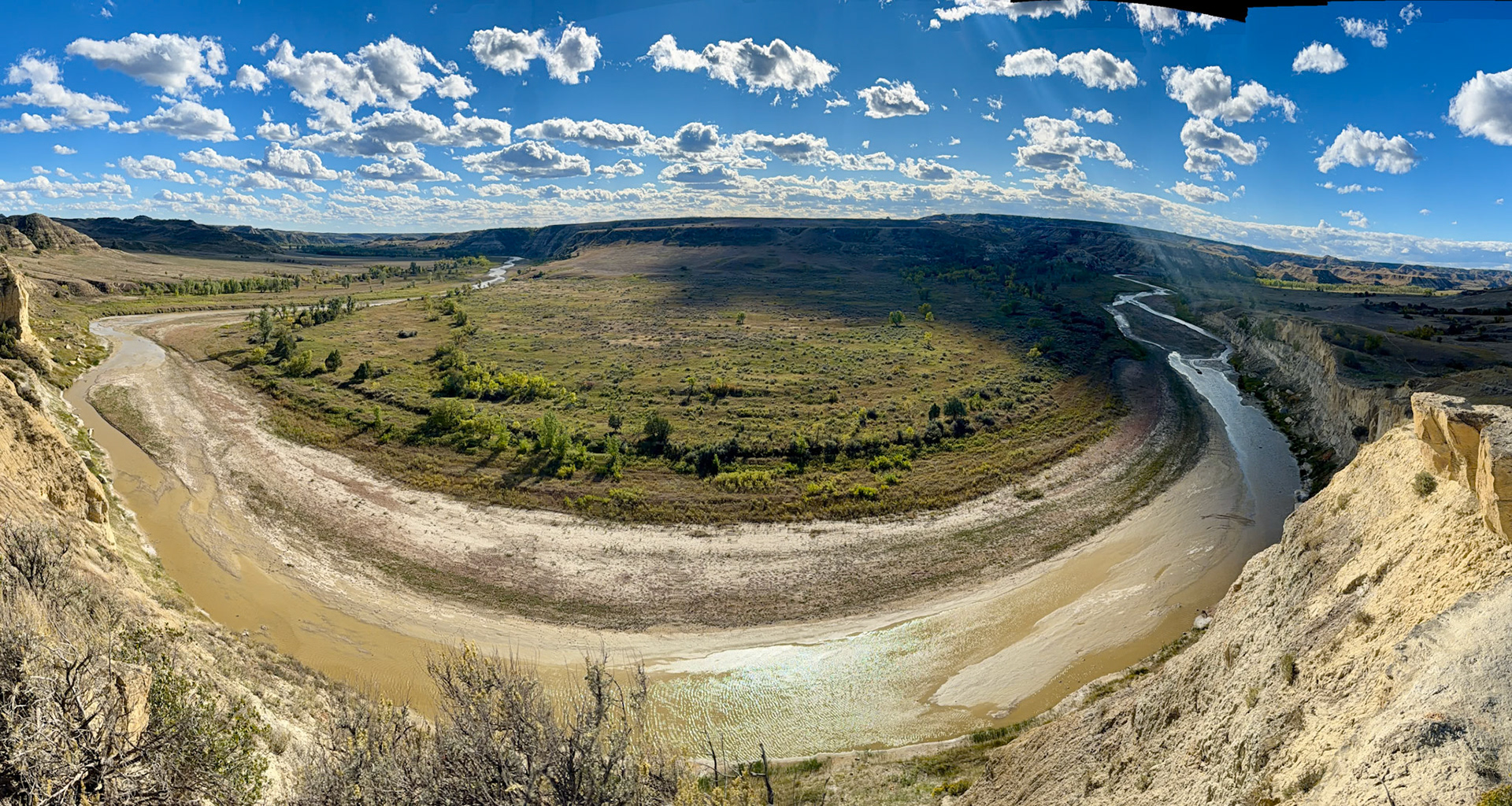 LIttle Missouri River, Theodore Roosevelt National Park, ND