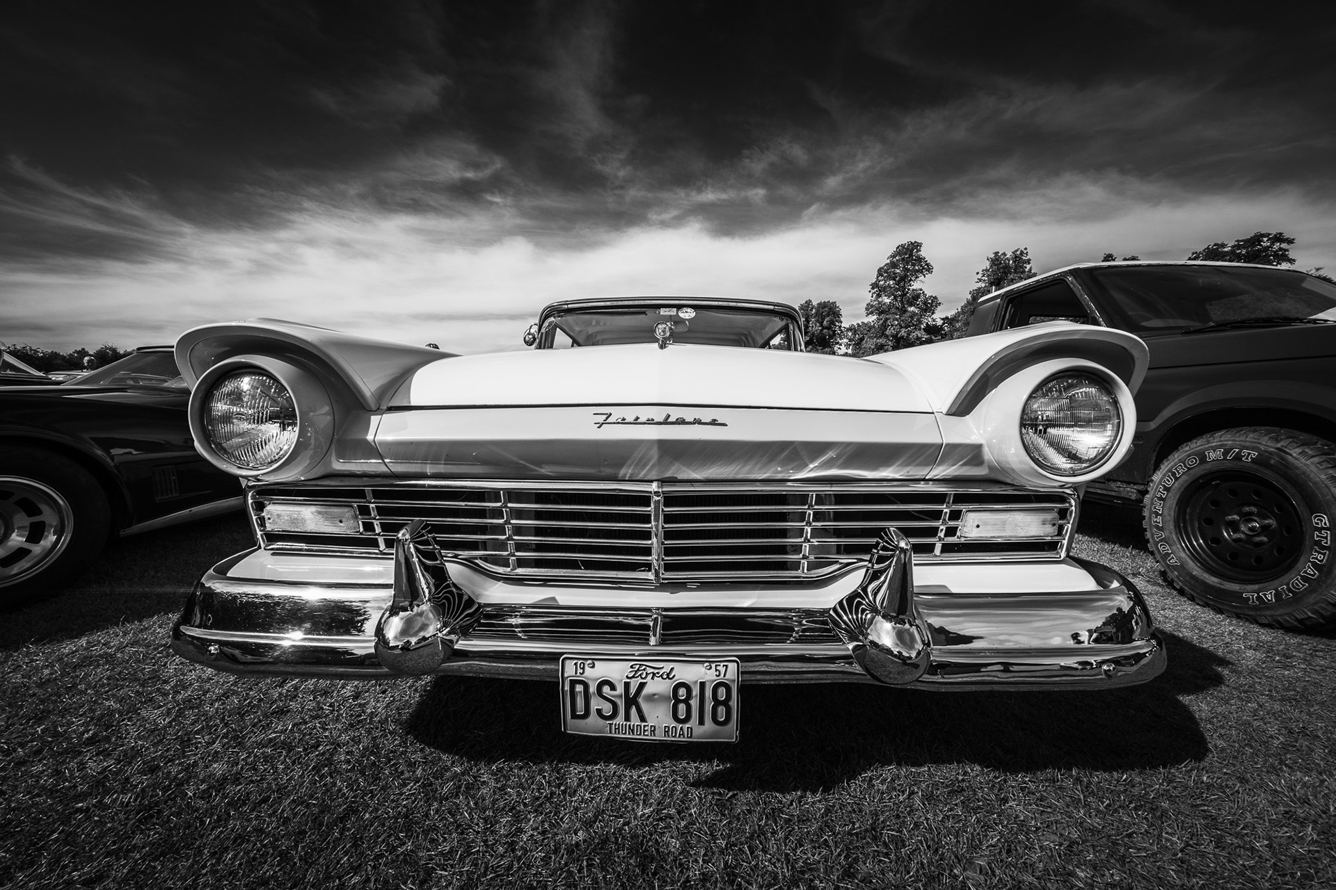 Classic Car Sunday - The Departure Lounge