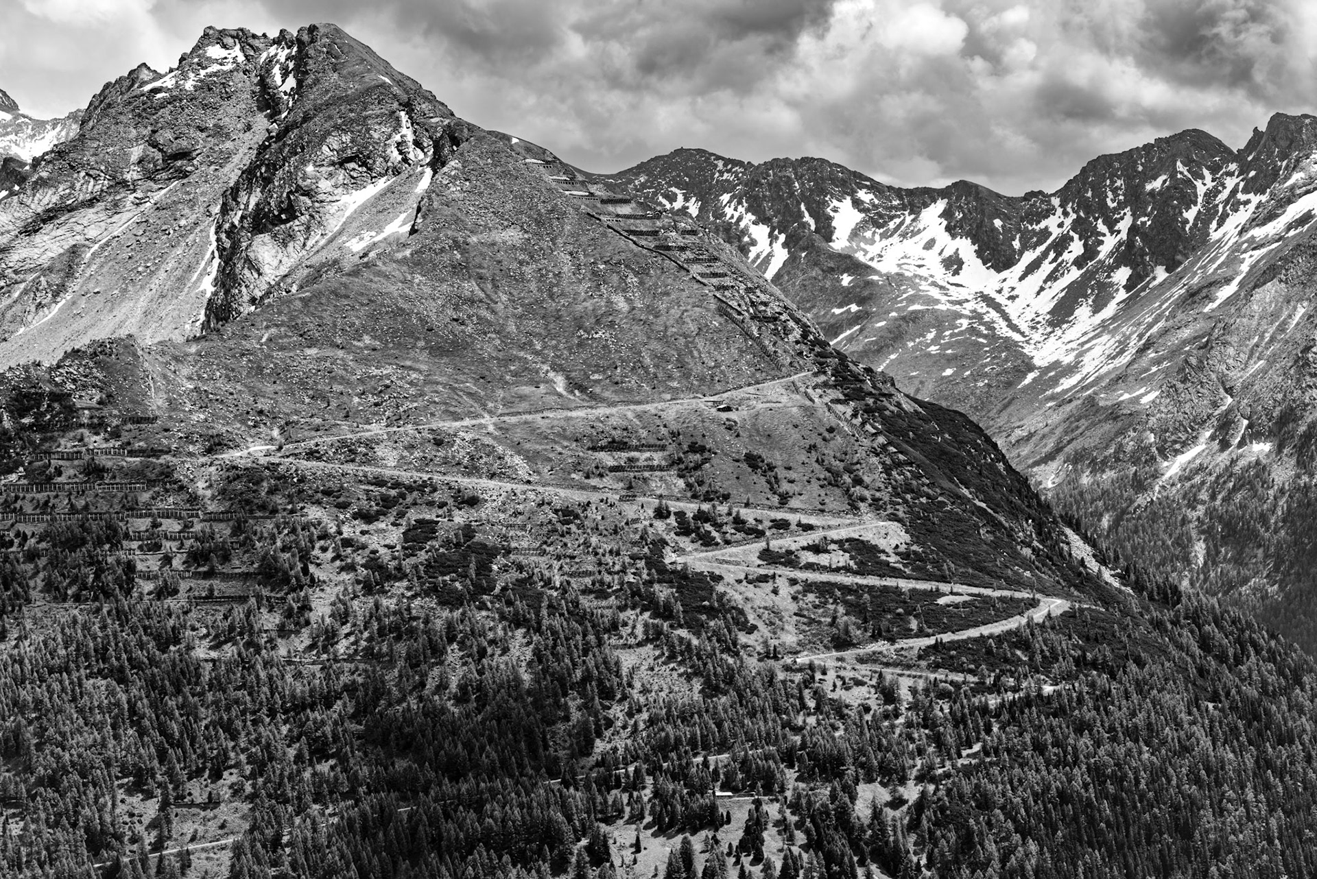 Winding road in the Alps 